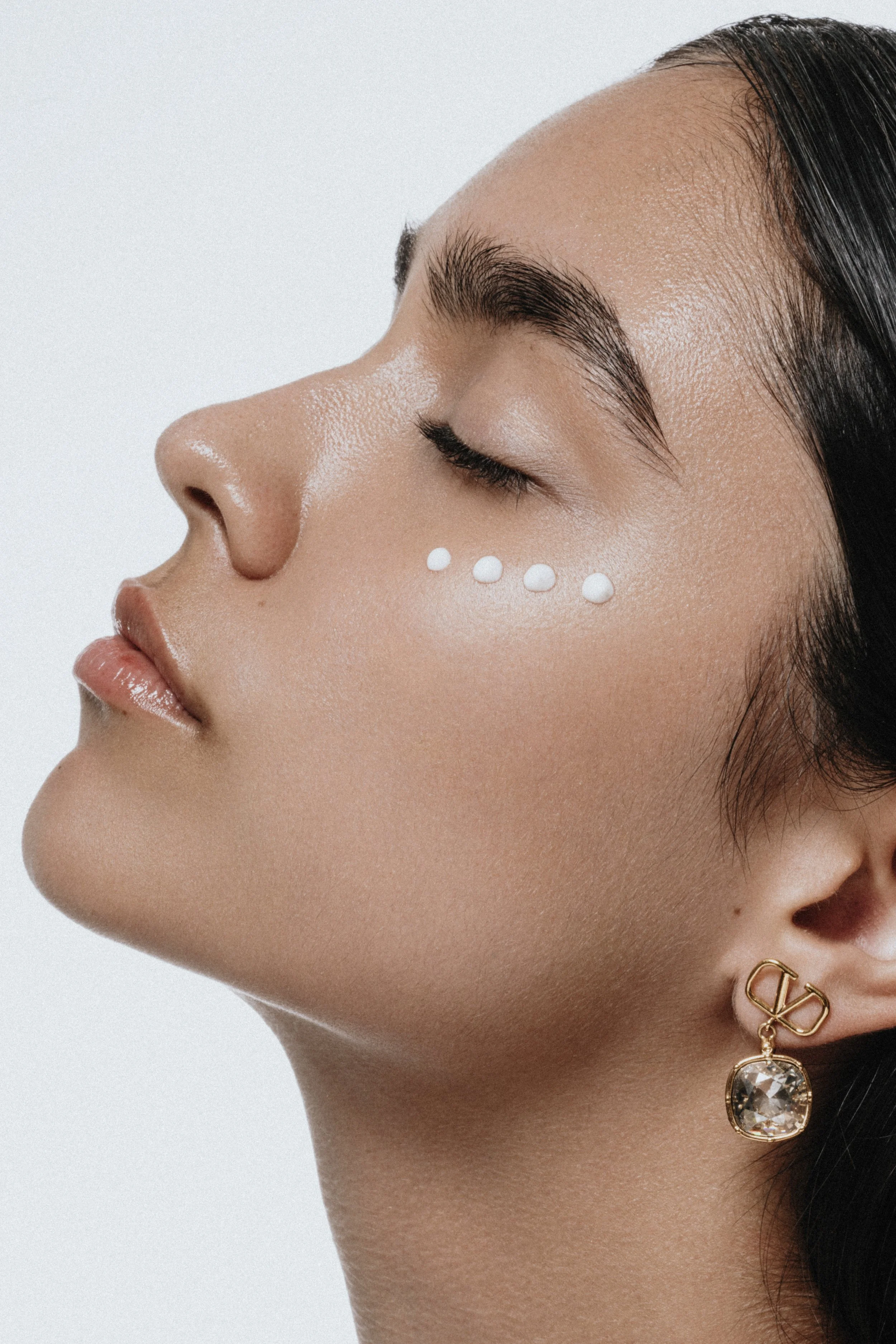 Skin Care by Levin Lee 08.jpg