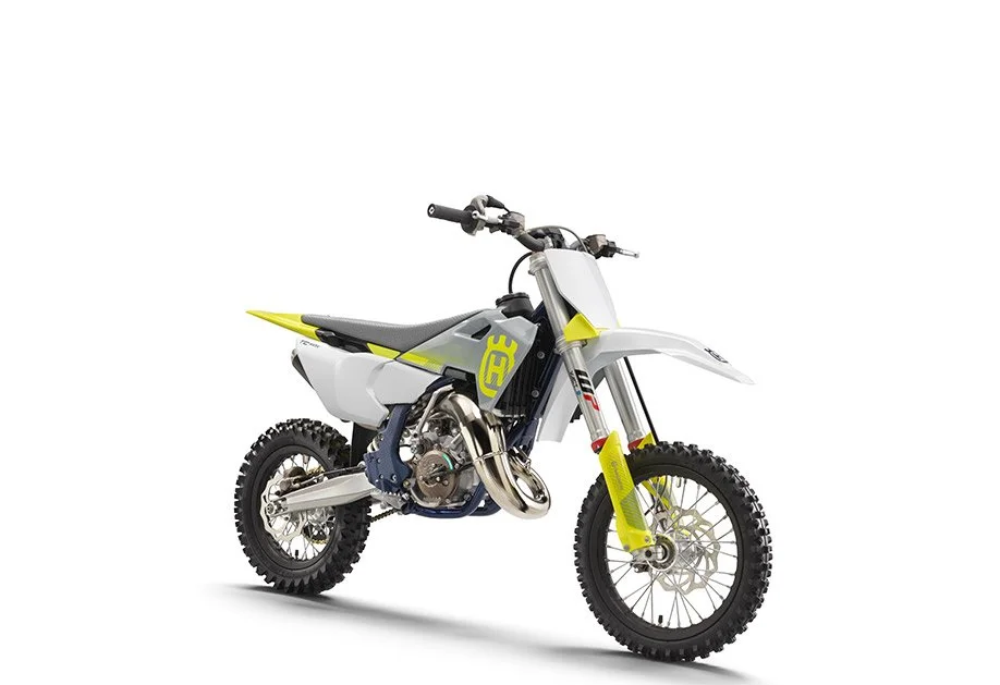 PHO_BIKE_PERS_REVO_TC-65-MY24-front-right_#SALL_#AEPI_#V1.jpg