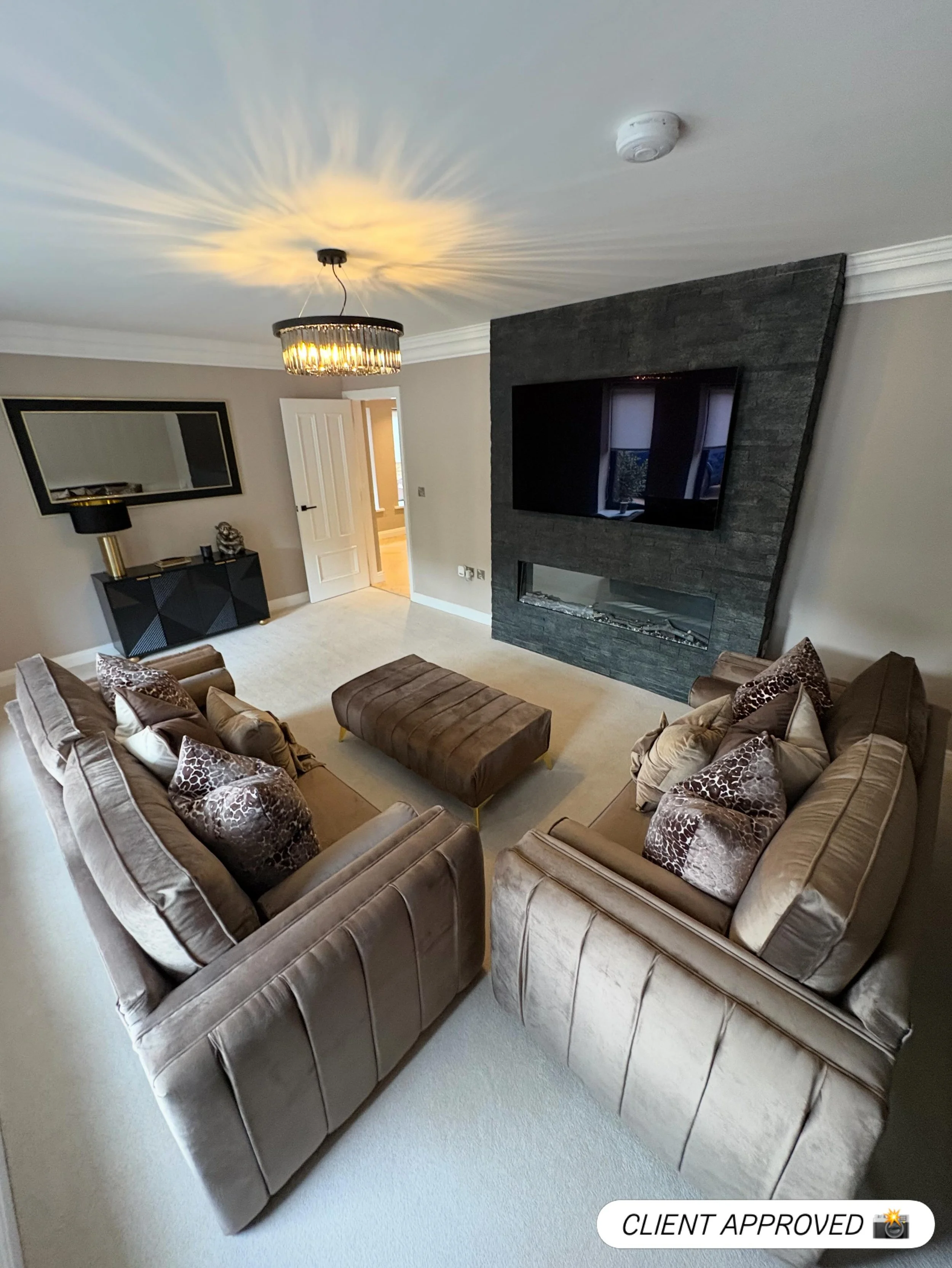 A flawless weekly reset for one of our lovely regulars. ✨

We visit this beautiful home regularly to manage the daily accumulation of life, taking the housework completely off their plate 💜

📸 Image shared with the generous permission of our client