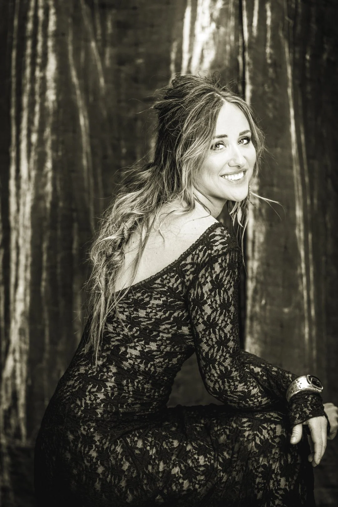 Projet RAW-  ©Hélène Perry
Maquillage Coiffure ©Peggy Valor