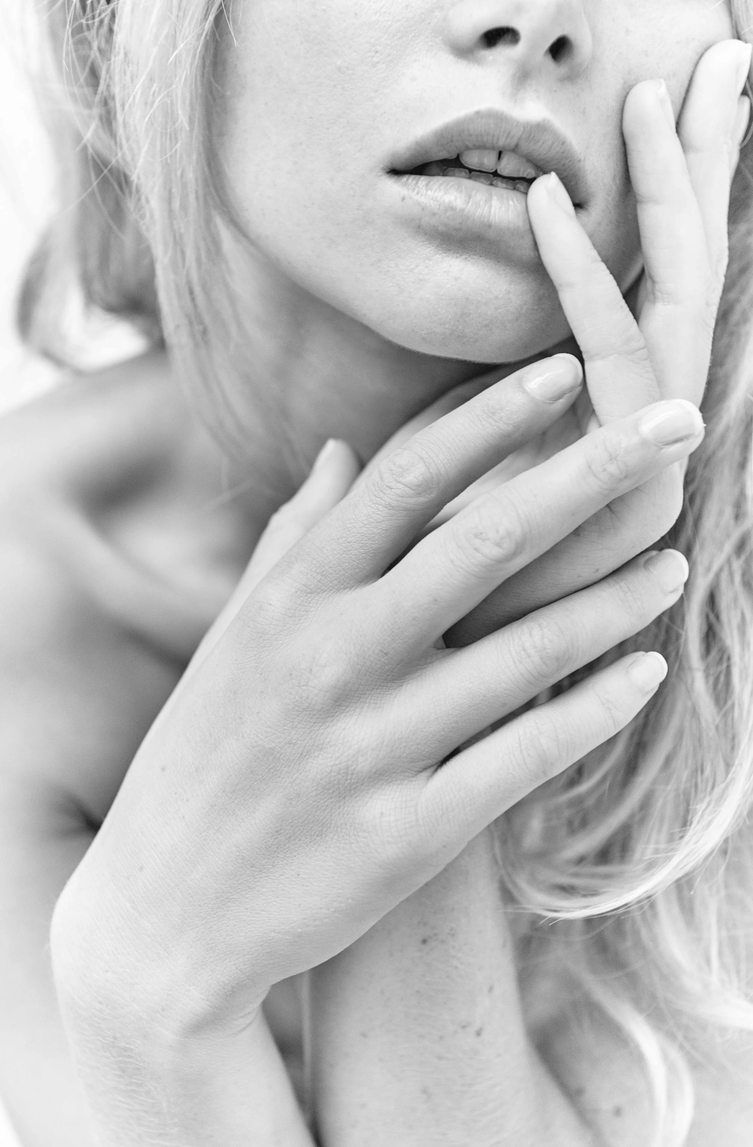 Expo CLÉAGE- Photo ©Marie Allain
Maquillage coiffure ©Peggy Valor