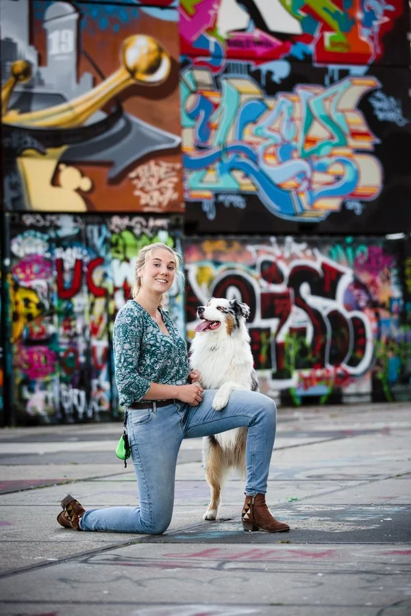 Hond trekt aan lijn; hond blaft veel oplossing; agressieve hond training; hond luistert niet; hond bang voor andere honden; socialisatie puppy