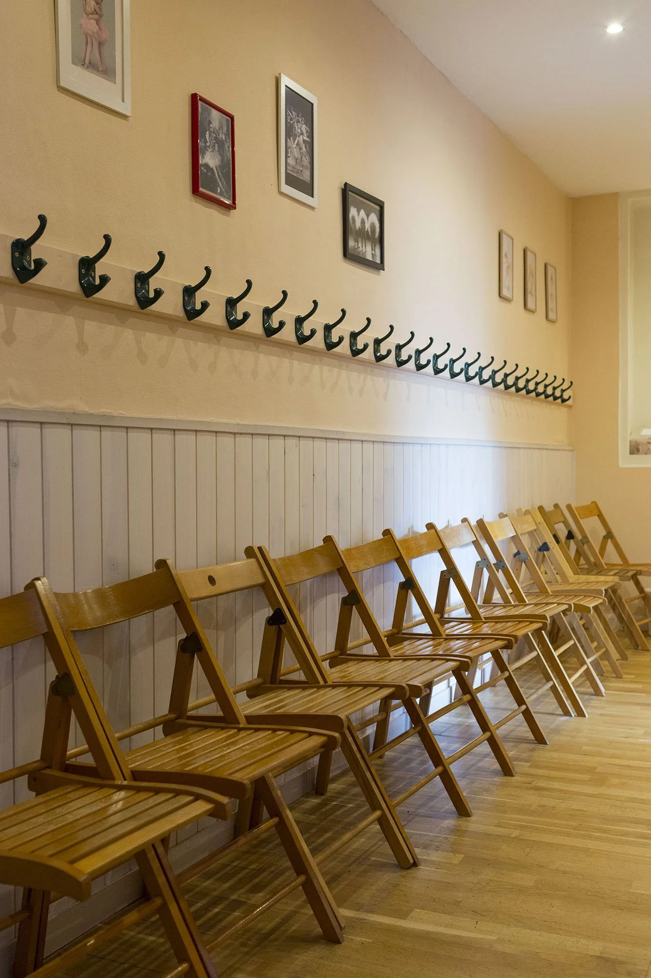 Les vestiaires de l'école de danse La Sylvaine.