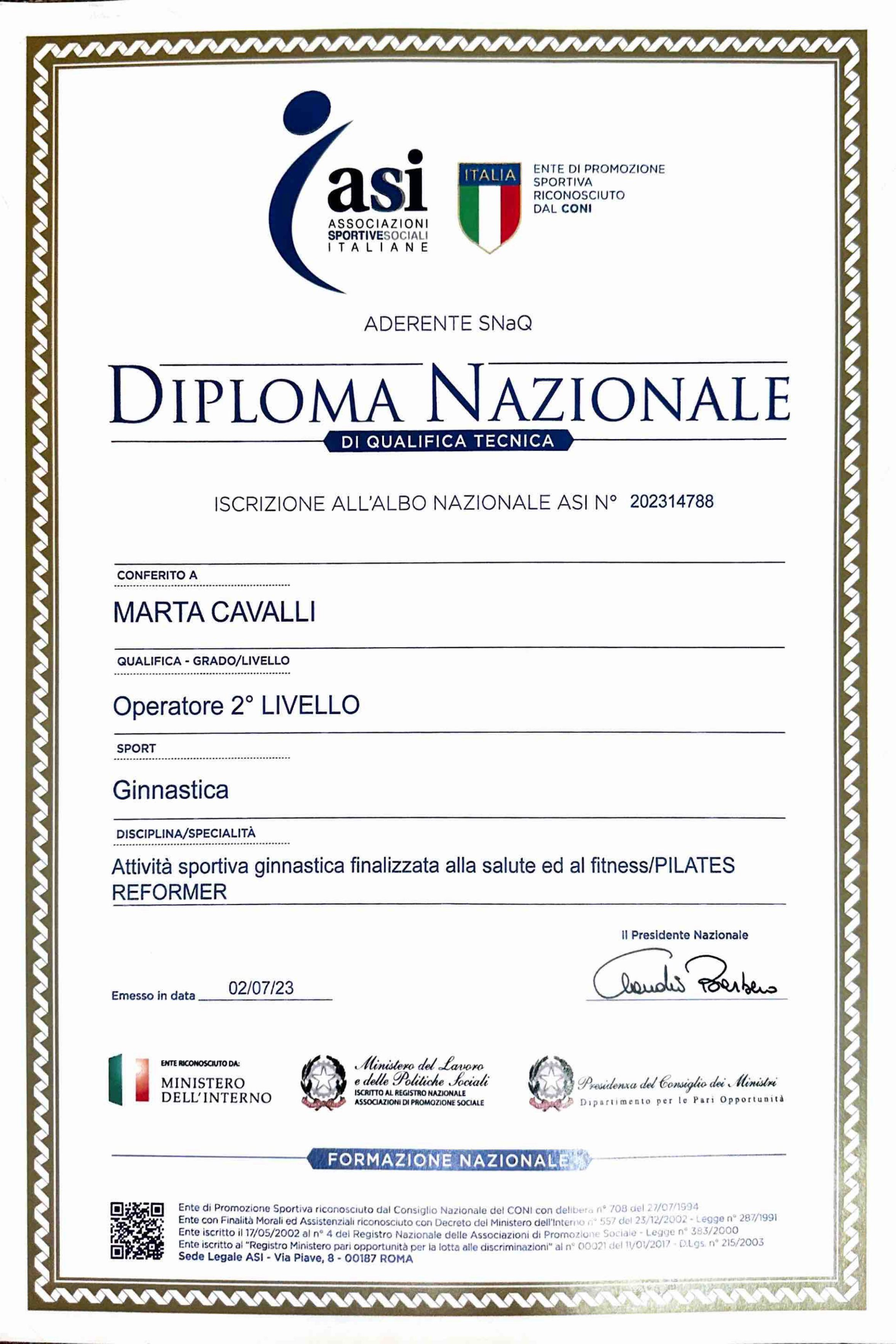 Diploma nazionale di qualificazione tecnica per Marta Cavalli, operatore di secondo livello in ginnastica, attività finalizzata alla salute e al fitness/PILATES, firmato dal presidente nazionale.