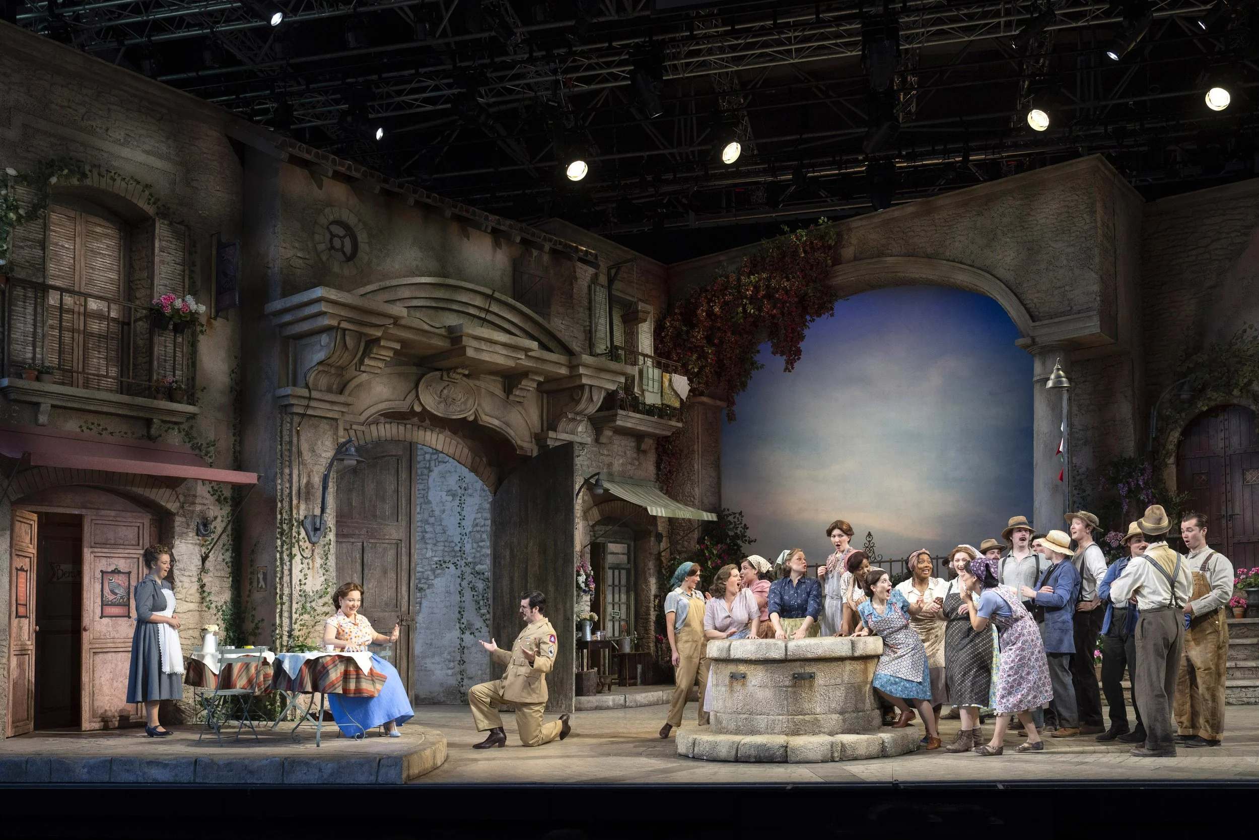 Garsington Opera 'L'Elisir D'Amore' (2025). Photos by Julian Guidera and Richard Hubert Smith
