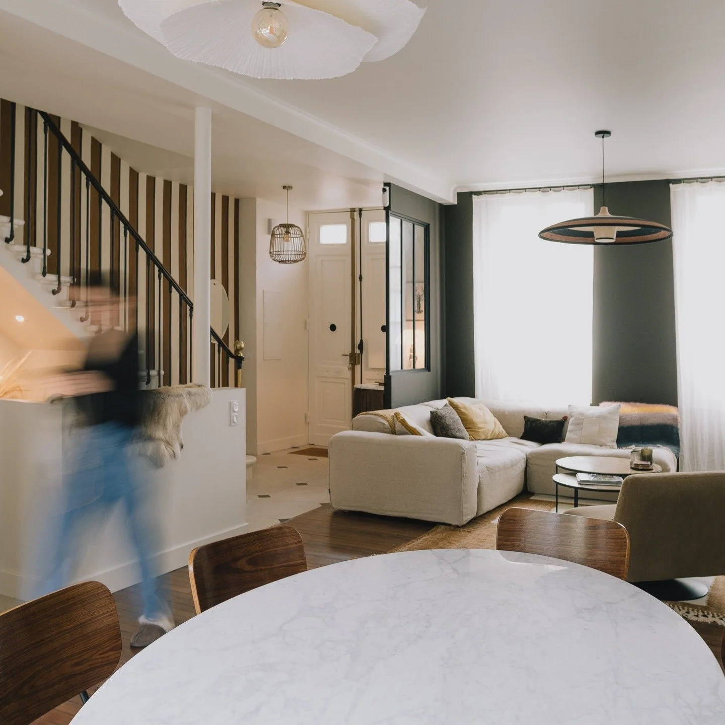 r&eacute;novation d'une maison bordelaise, dans l'objectif de @gregoire_grange_architectures 📸
.
.
.
#encaussedurand #architecture #architecte #bordeaux #architecturephotography #travauxmaison #rehabilitation #reuse #maisoncontemporaine #architectur