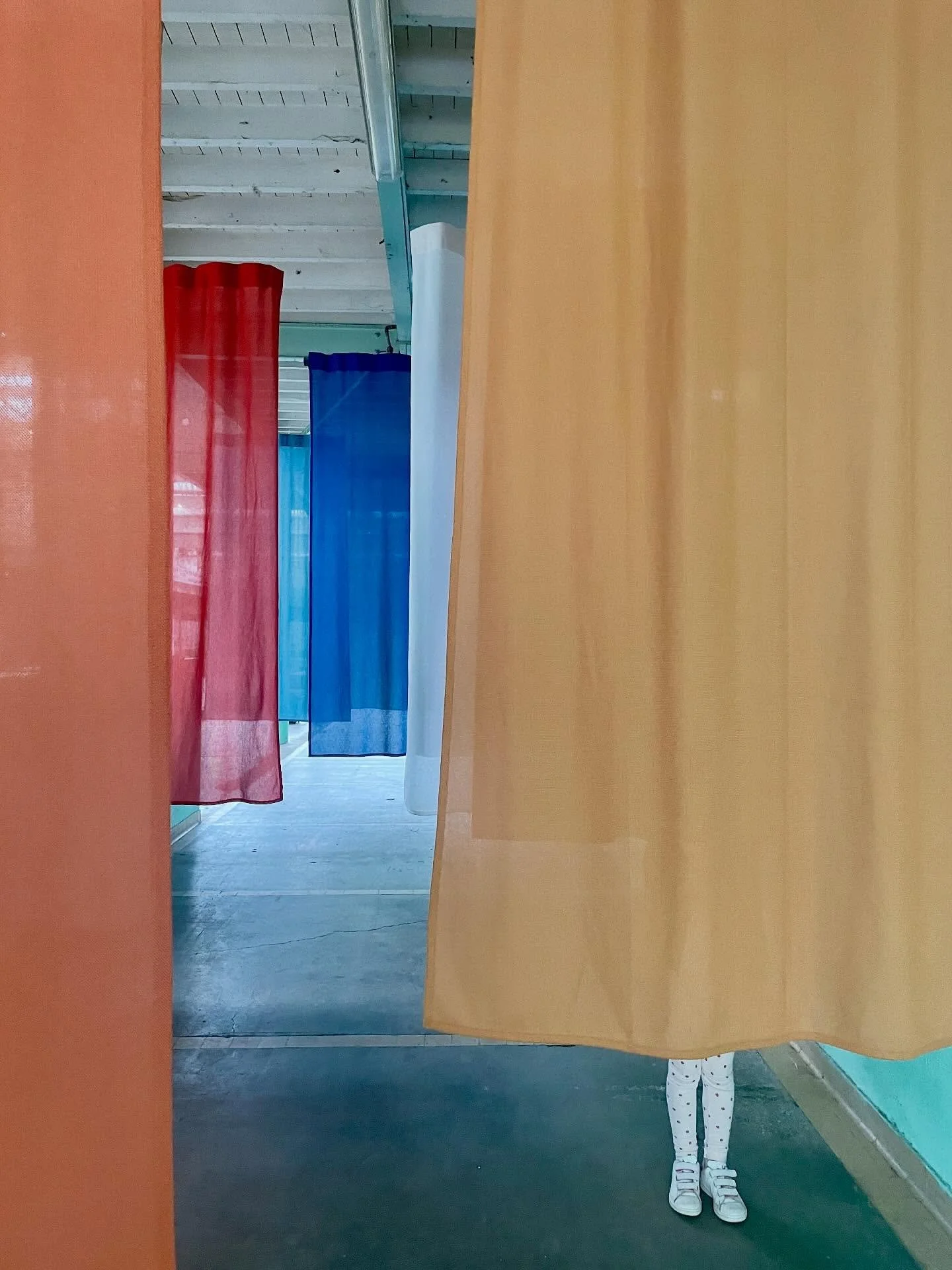 biennale en famille &laquo;&nbsp;nous sommes le paysage&nbsp;&raquo; &agrave; @ville_oloronsaintemarie @collectifencore
.
.
.
#encaussedurand #architecture #architecte #bordeaux #cauderan #architecturephotography #saintseurin #artdesigns #bearn #pays