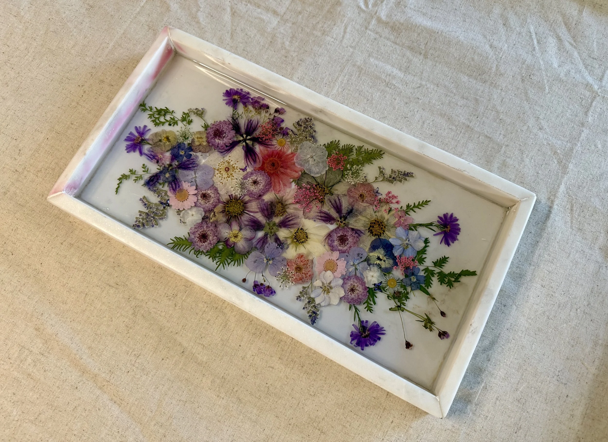 LAVENDER MEADOW MARBLE TRAY (SIDE).jpg