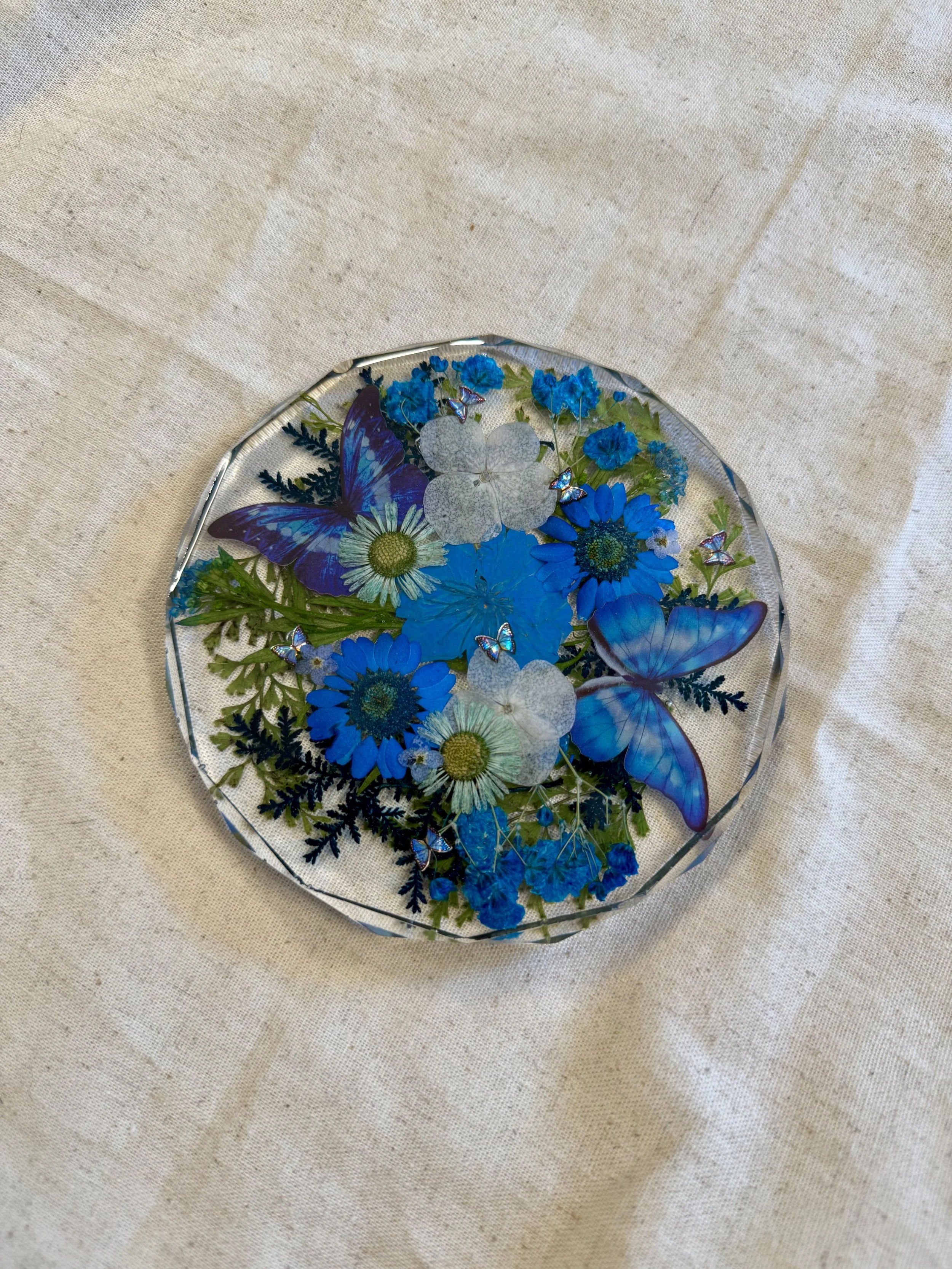 62 FLORAL RESIN COASTER (SIDE).jpg