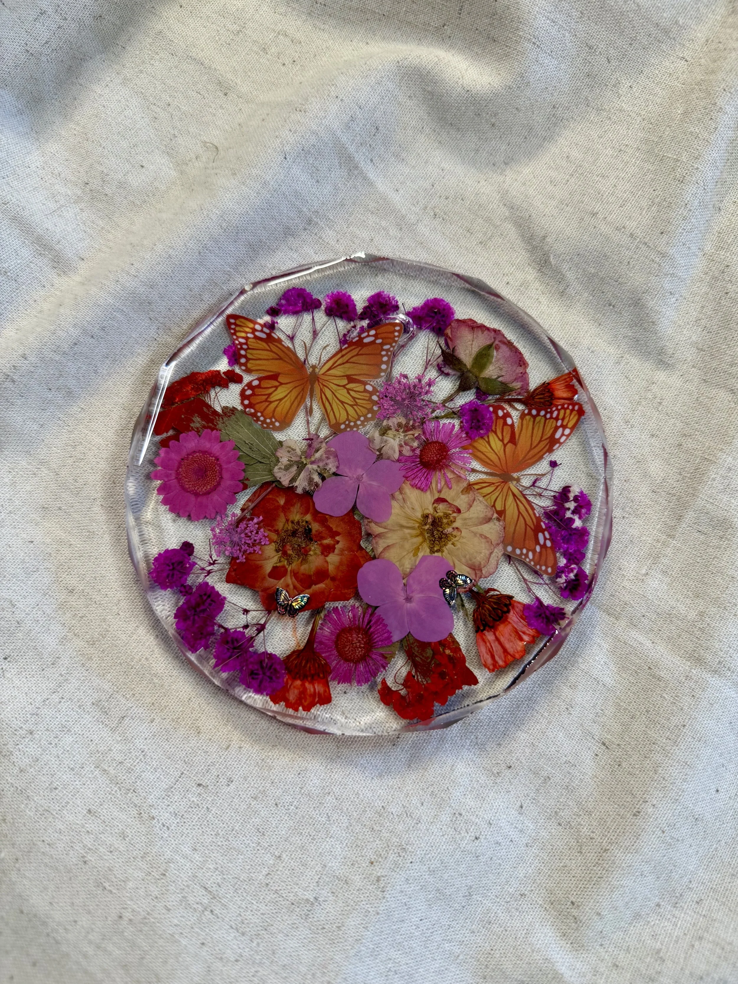 46 FLORAL RESIN COASTER (SIDE).jpg