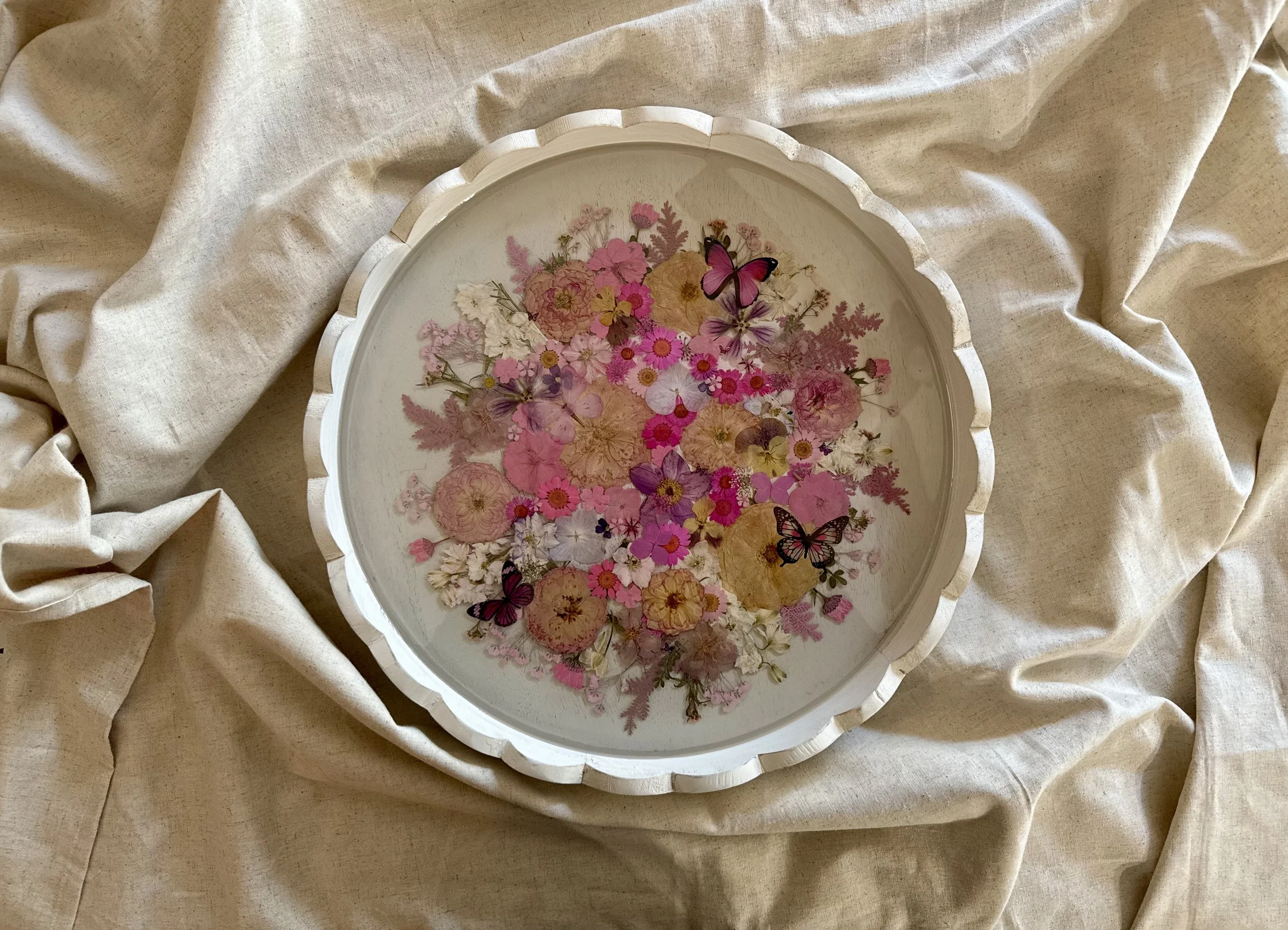 BLUSHING BLOOM - WHITE WOOD TRAY.jpg