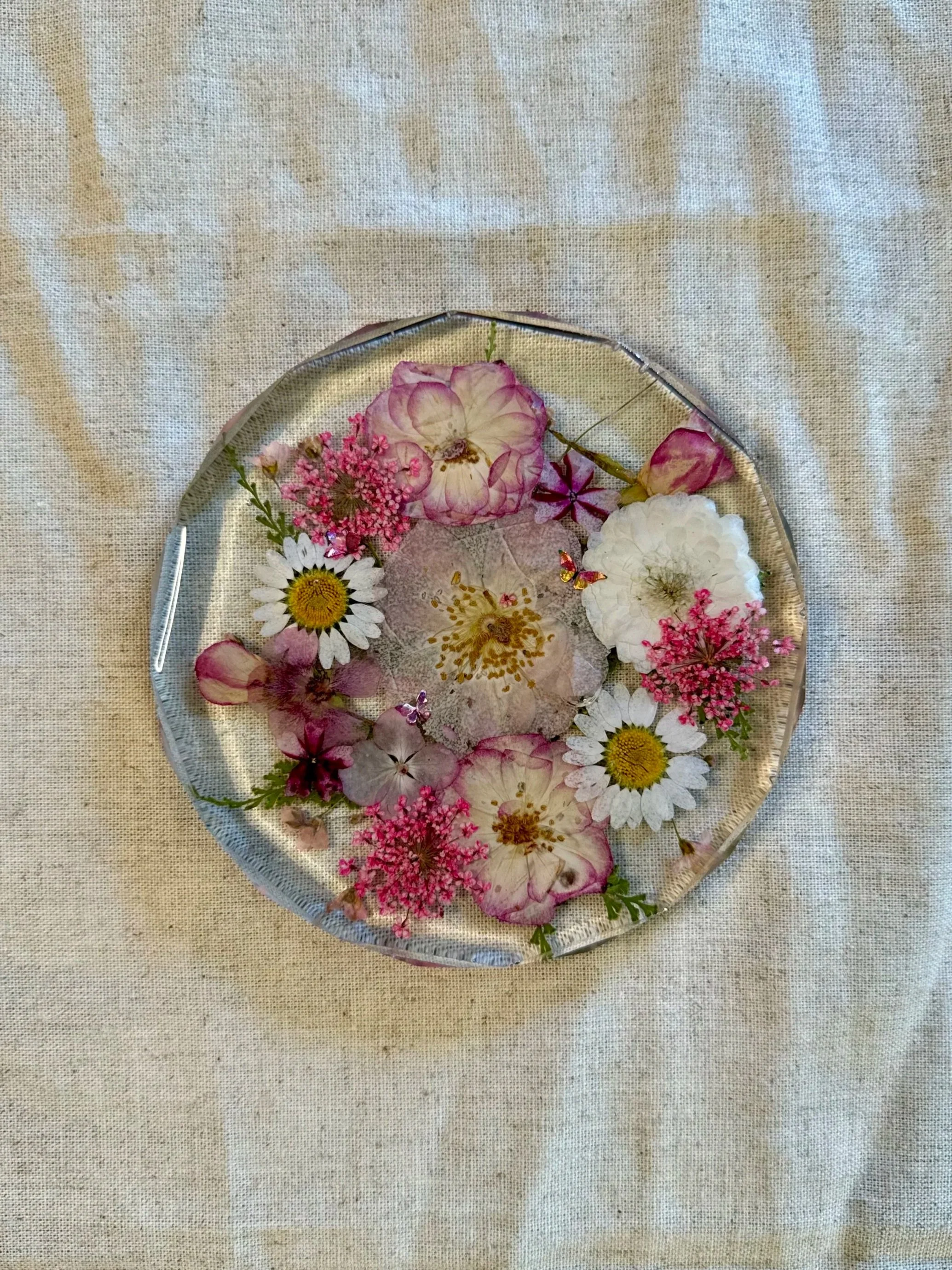 5+RESIN+FLORAL+COASTER.jpg