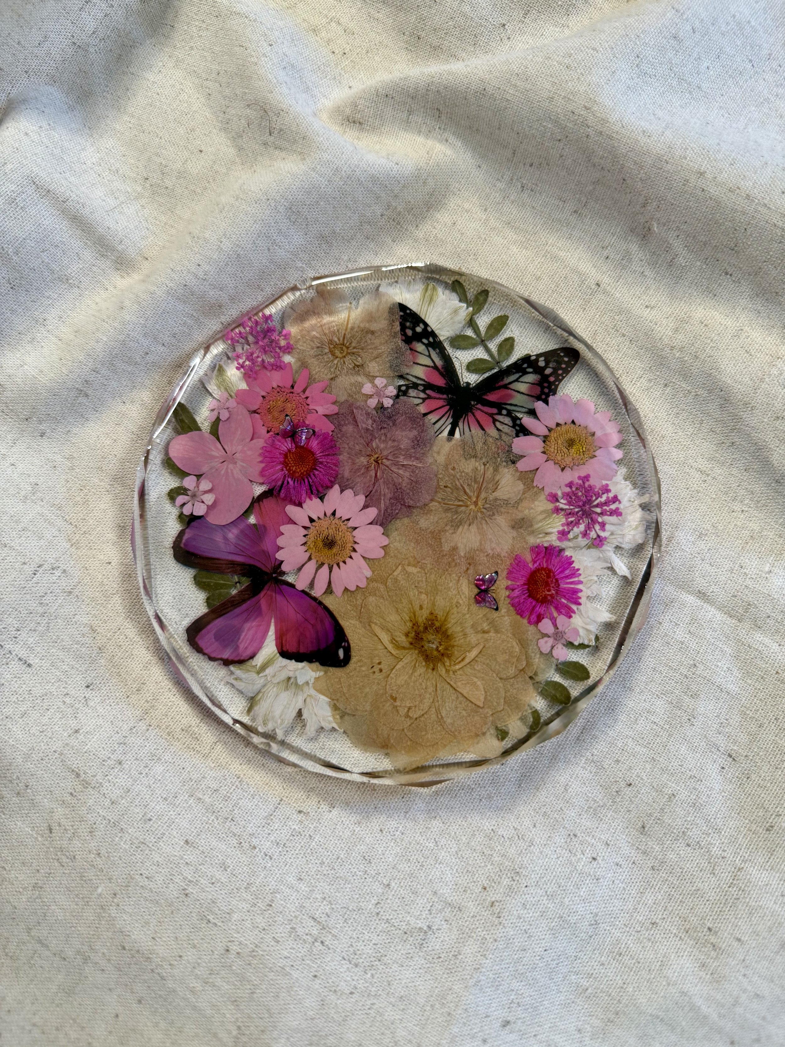 38 FLORAL RESIN COASTER (SIDE).jpg