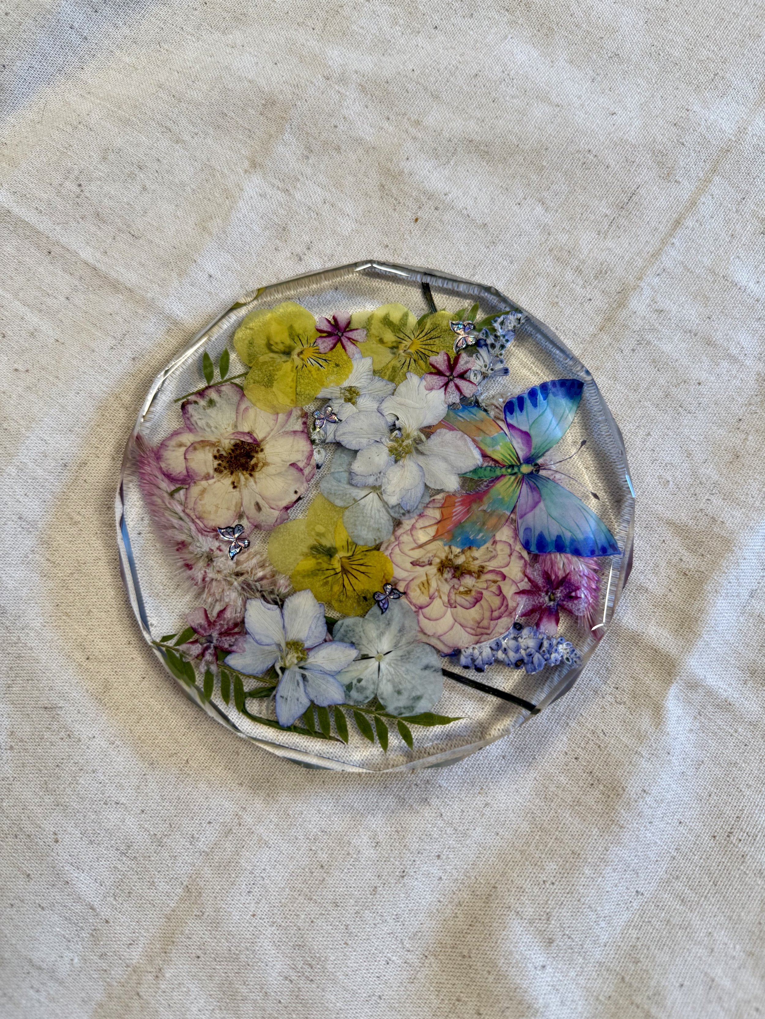 67 FLORAL RESIN COASTER (SIDE).jpg