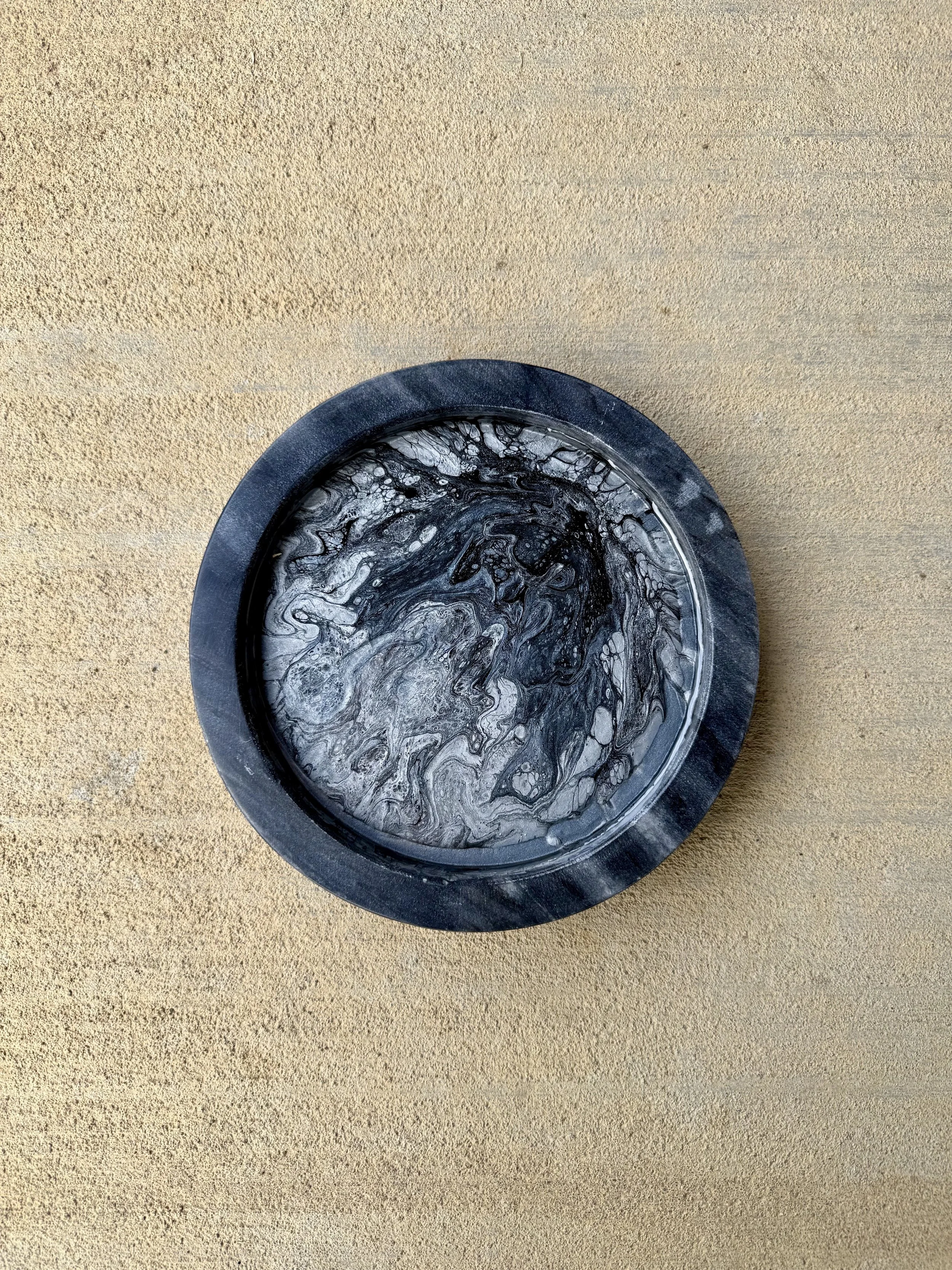 GALLERY - GRAY MARBLE TRAY 2 (RESIZE).jpg