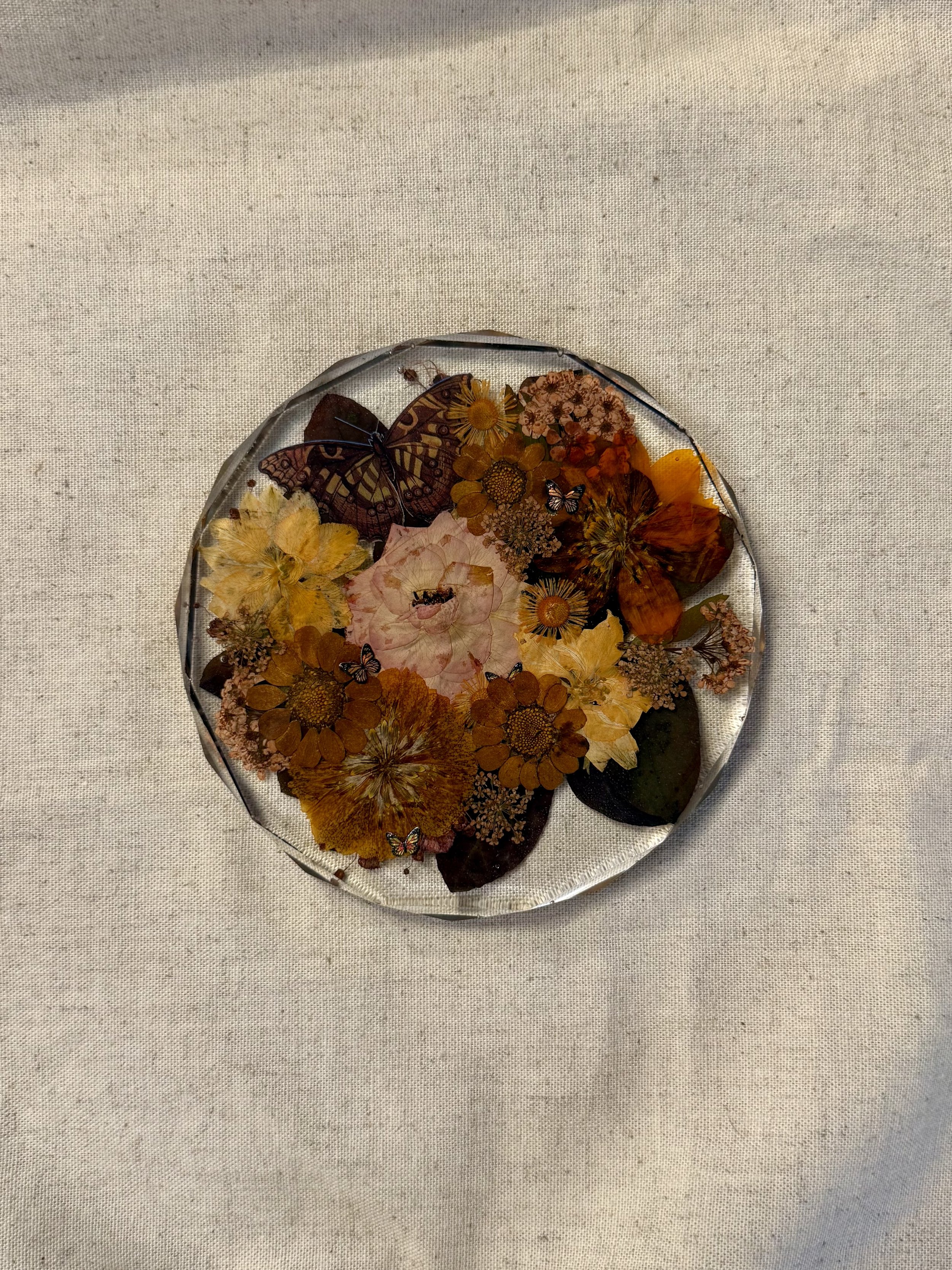 33 FLORAL RESIN COASTER.jpg