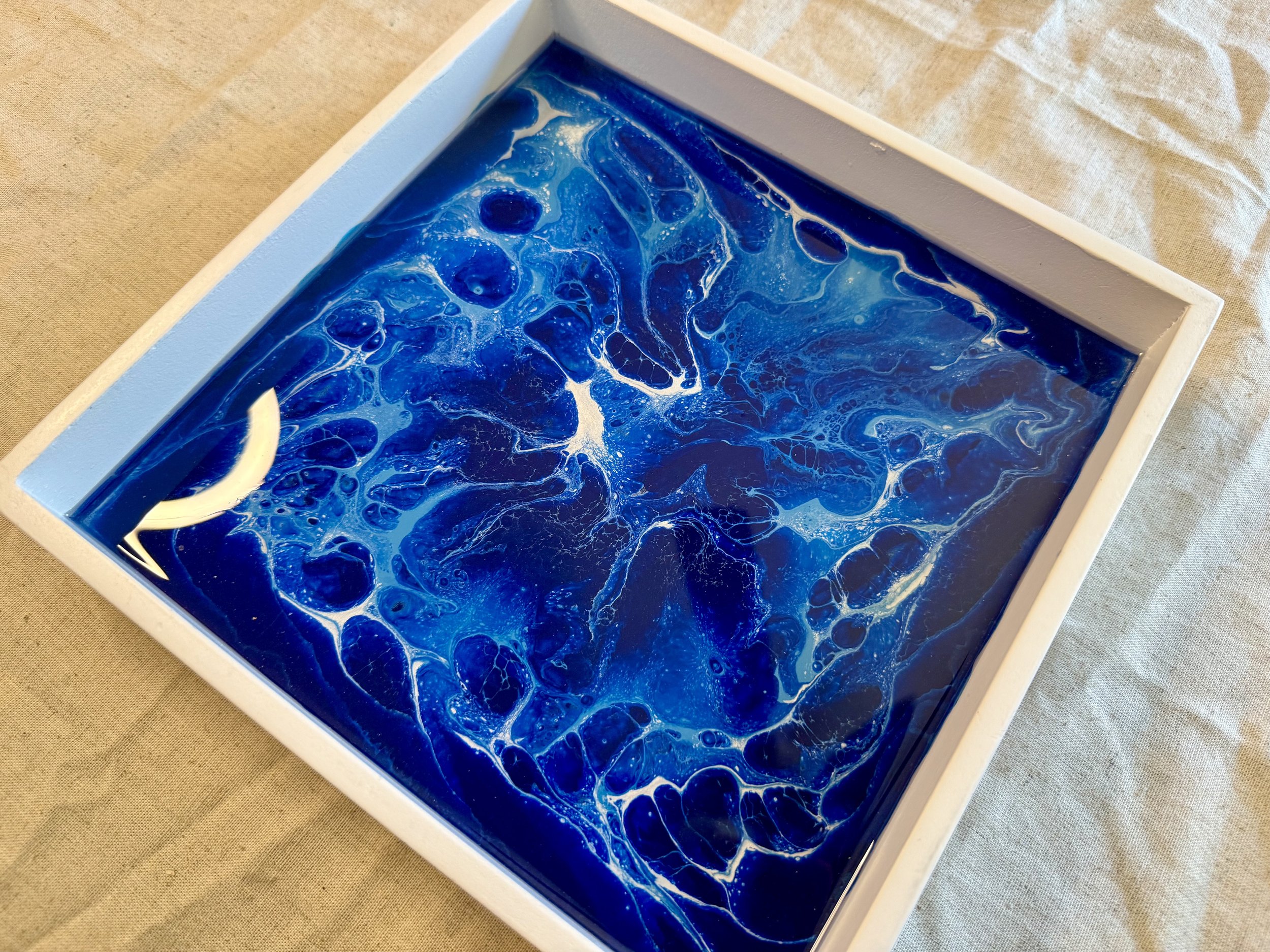 INTO THE DEEP 1 WOOD TRAY (SIDE).jpg