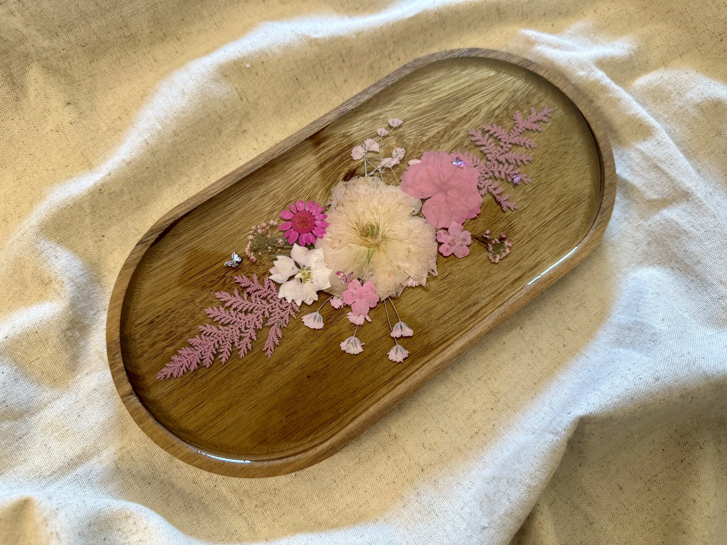 PINK MEADOW WOOD TRAY (SIDE).jpg