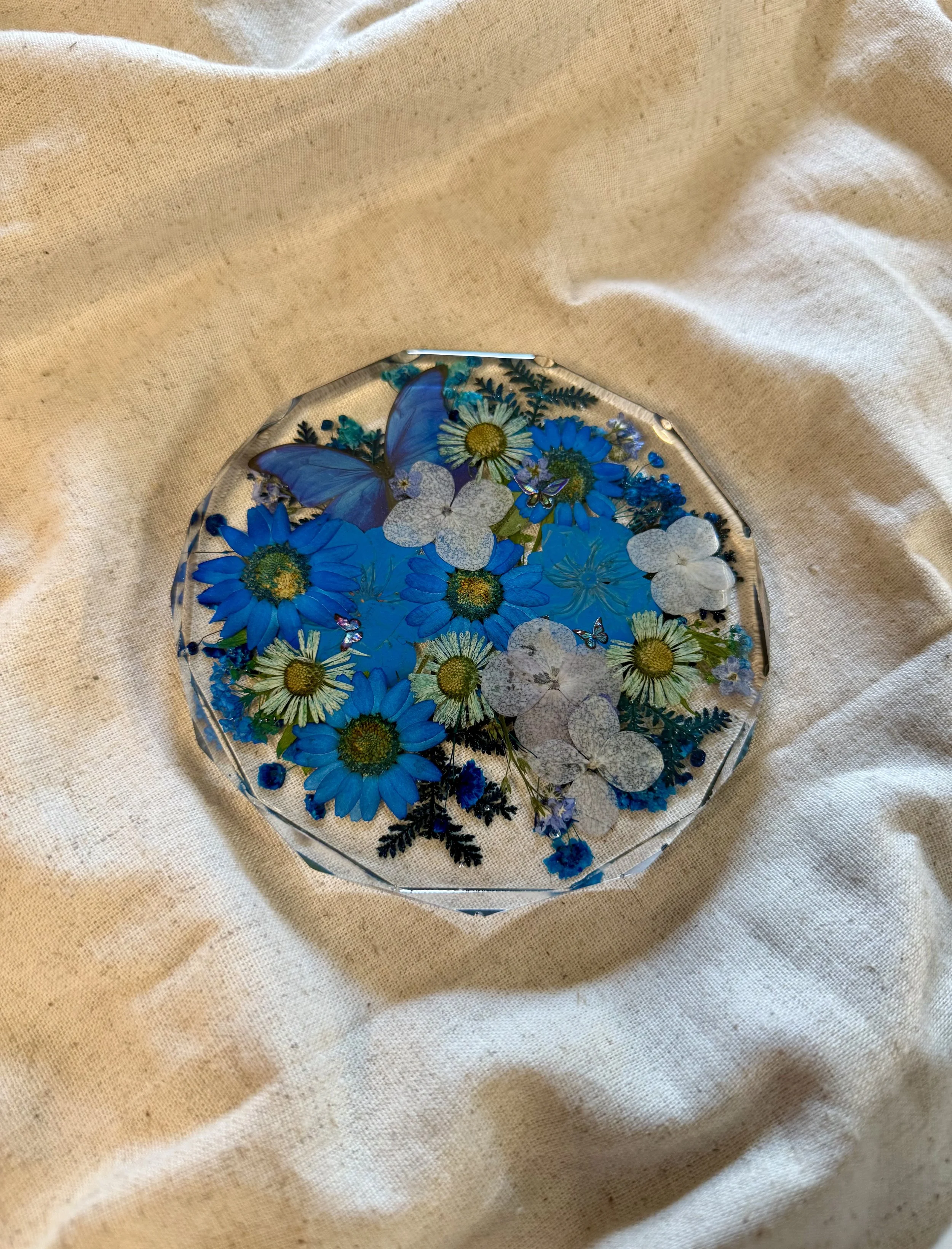 17 FLORAL RESIN COASTER (SIDE).jpg
