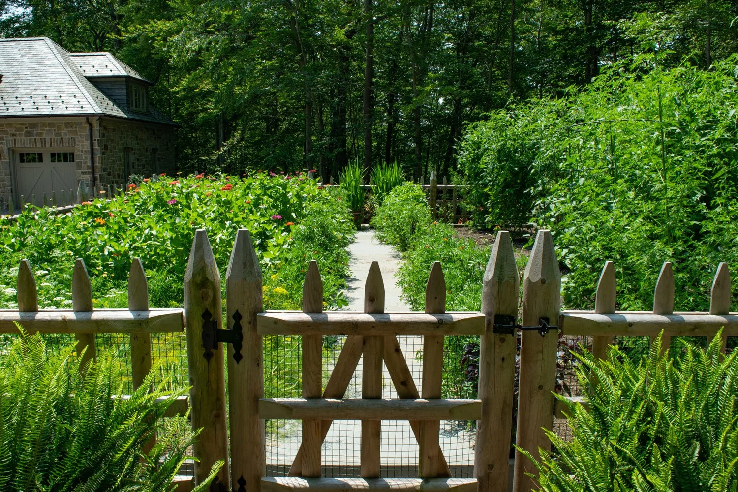 GreenwichLakeside-garden-gate