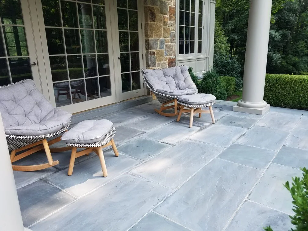 GreenwichLakeside-patio