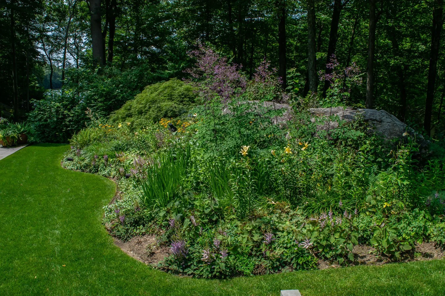 GreenwichLakeside-flower-garden