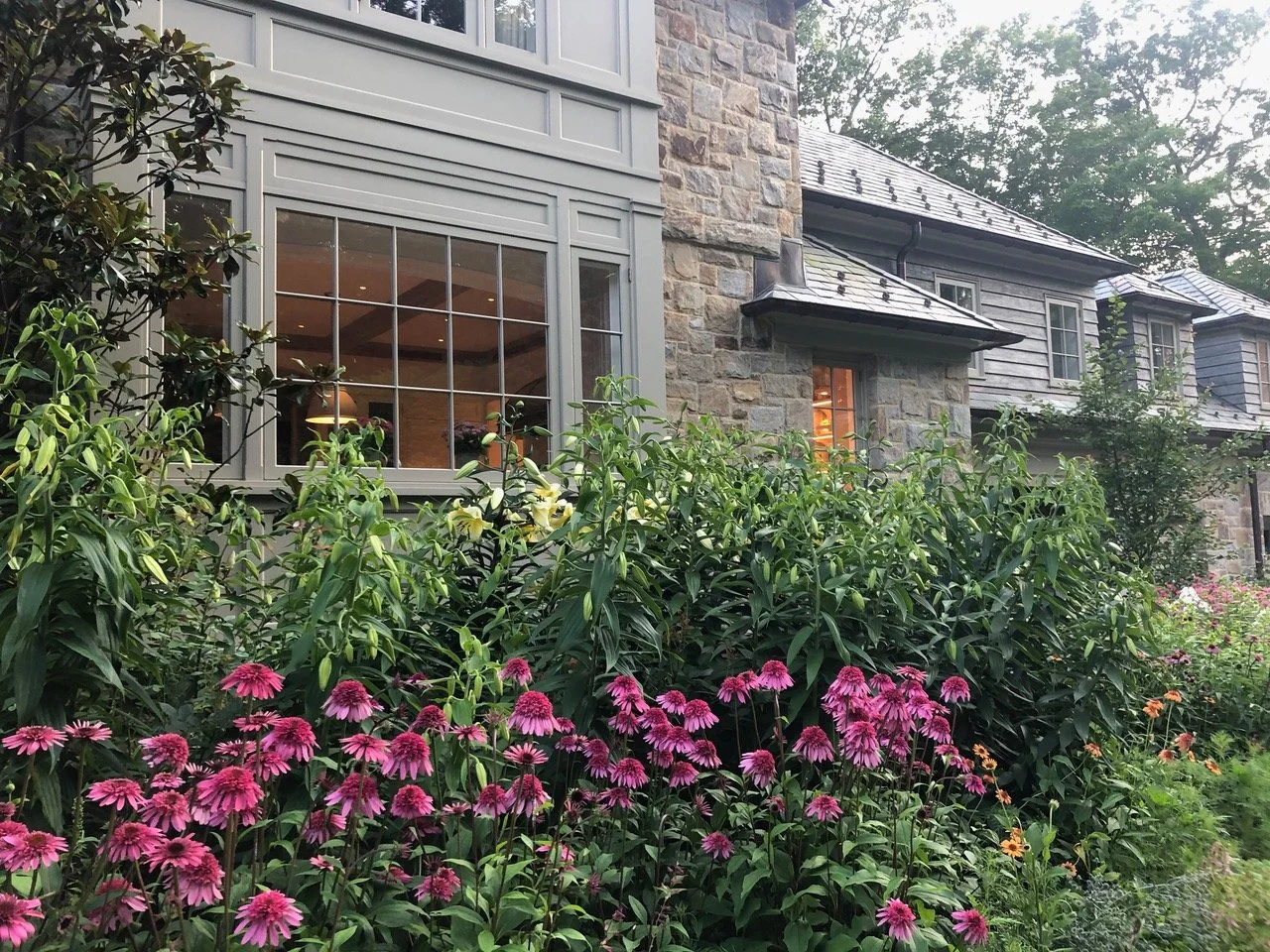 GreenwichLakeside-front-foundation beds