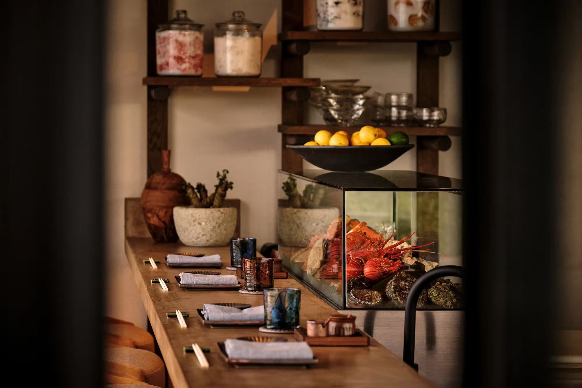 RWMYA_3-0_Brand-com_Assets_Facilities_Dining_MAAS.jpg