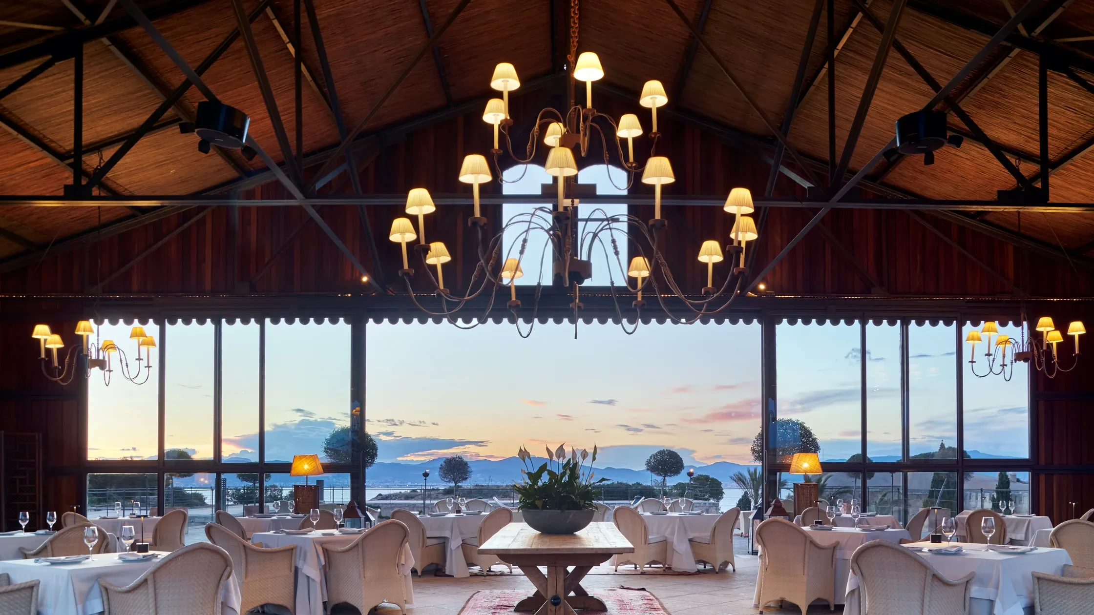 restaurante-la-fortaleza-cap-rocat-mallorca_-cap-rocat-mallorca-triple-crown-april26-PR-Global-DSC3250.webp