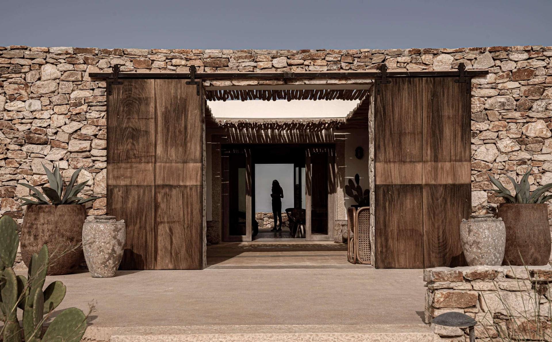 the-rooster-antiparos-about.jpg