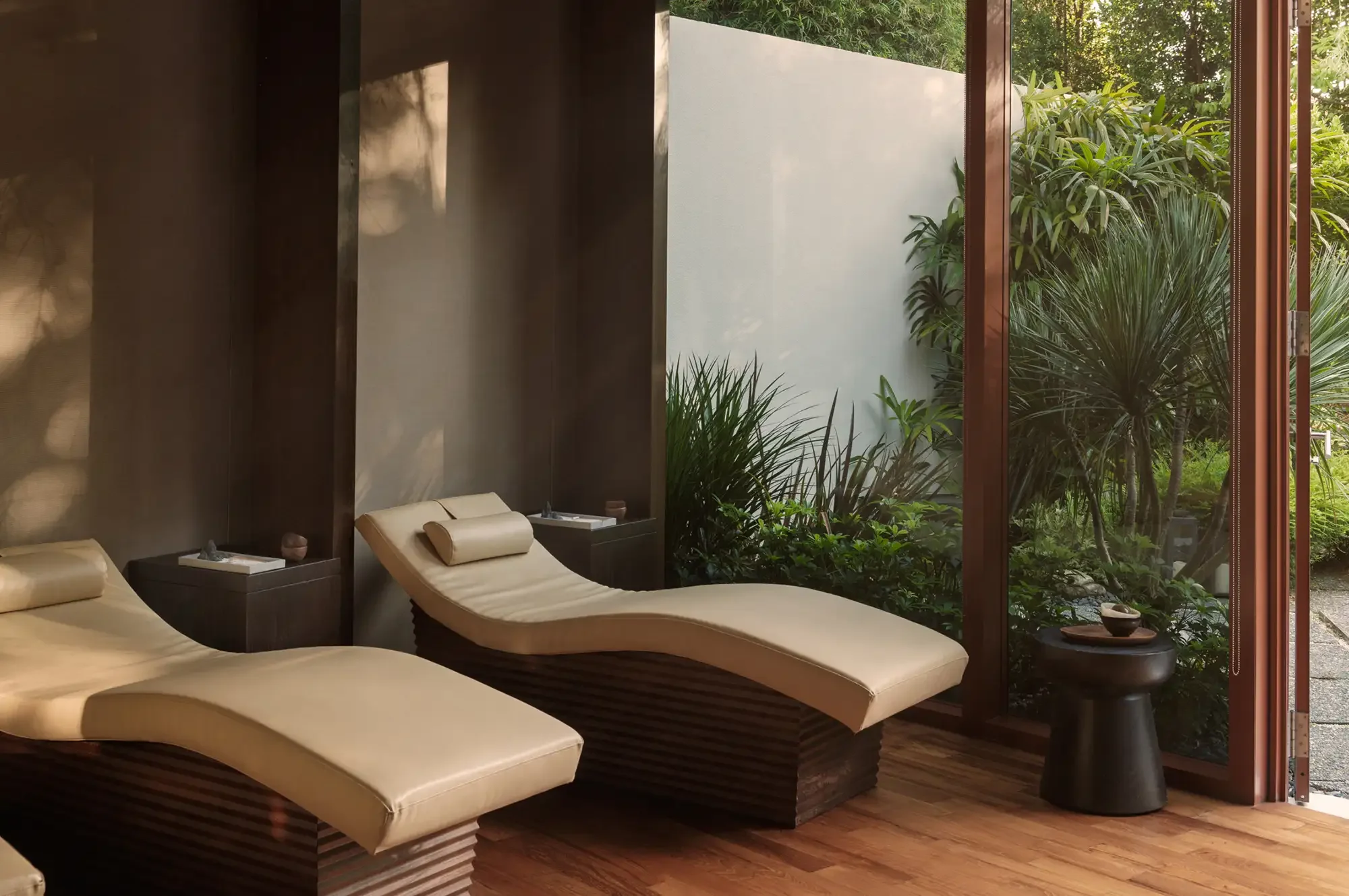 TAL-spa-01-lounge-capella-singapore-CAPELLASINGAPORE0625-d3829933cd614d15b31707e70df006e4.webp