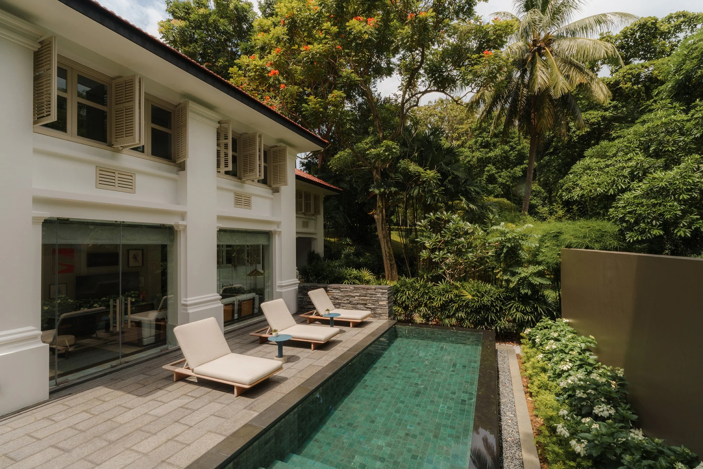 Capella_Singapore_Colonial_Manor_Pool_Low_res_03.jpg