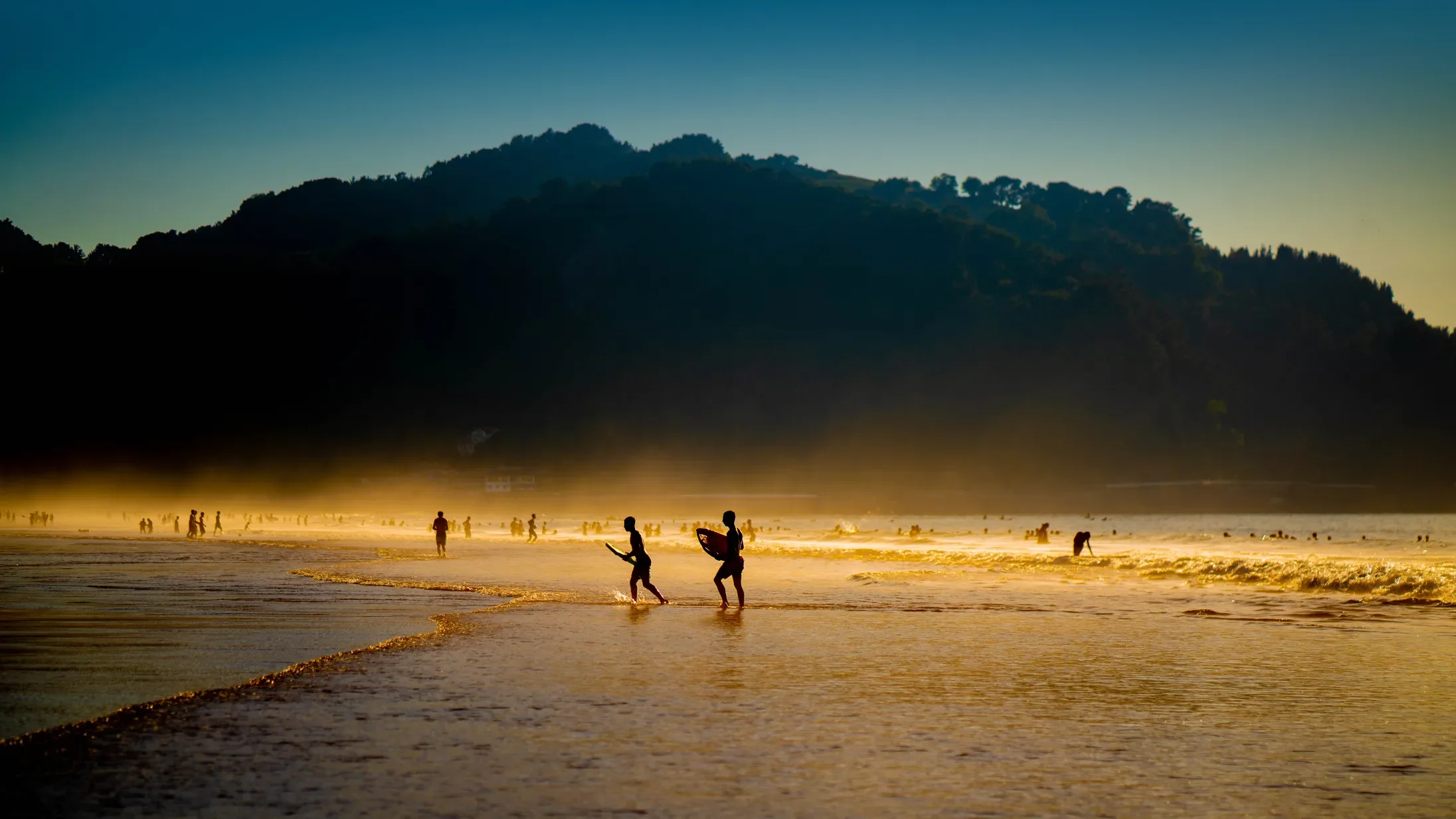 san sebastian surf-GettyImages-1410376105.webp