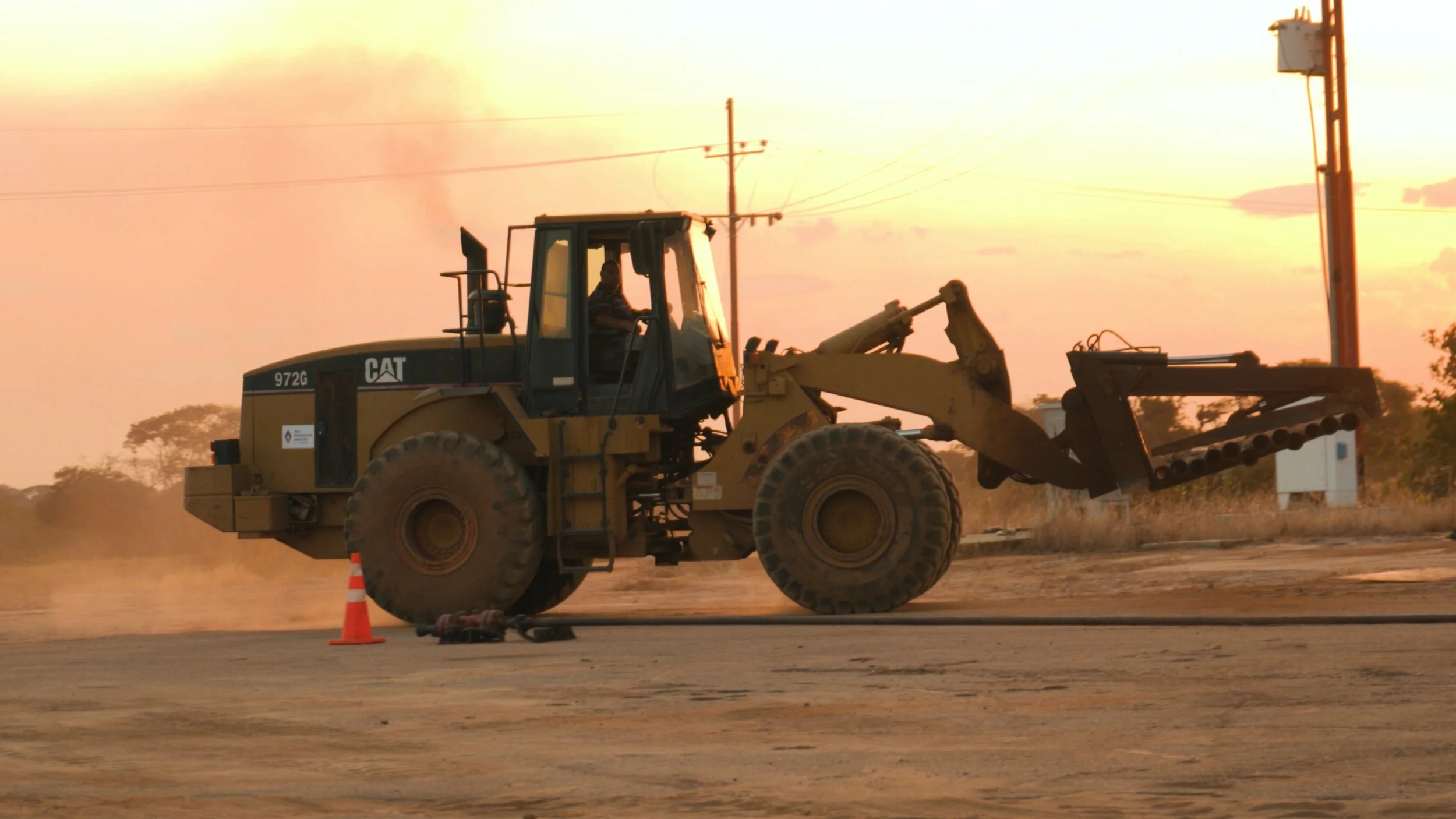 Vibro compactador de rodillo liso 