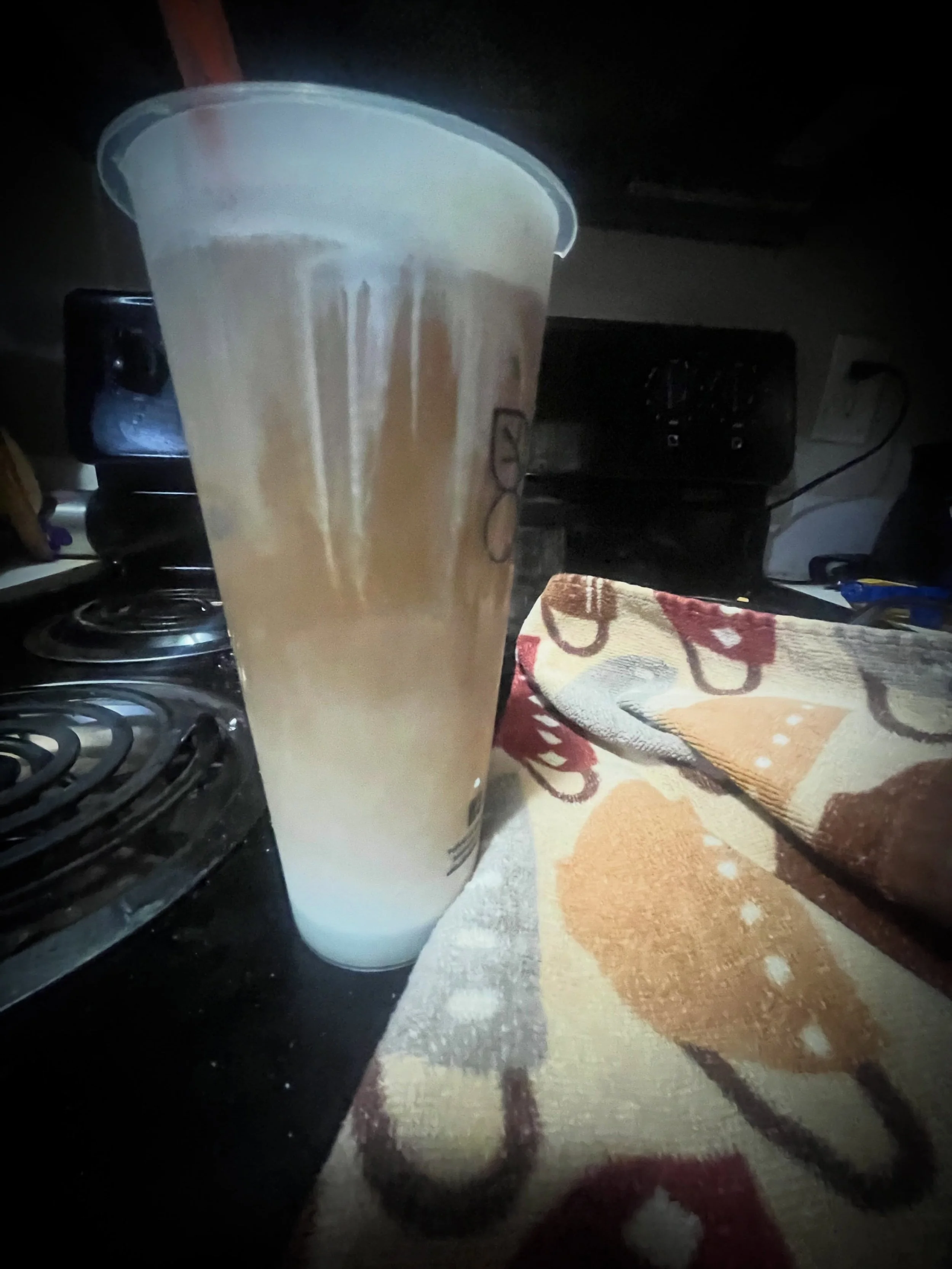 I&rsquo;m always my daughters #barista at home 😂😂😂💁🏾&zwj;♀️ #beforeschool #icedcoffee #homebrew ☕️