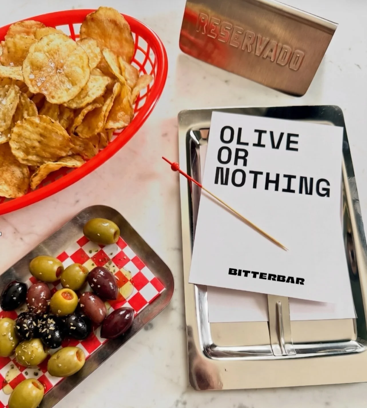 Olive or nothing.🫒🍸

#comingthissummer #aperitivo #olive #margaretenplatz #aperotime🍸