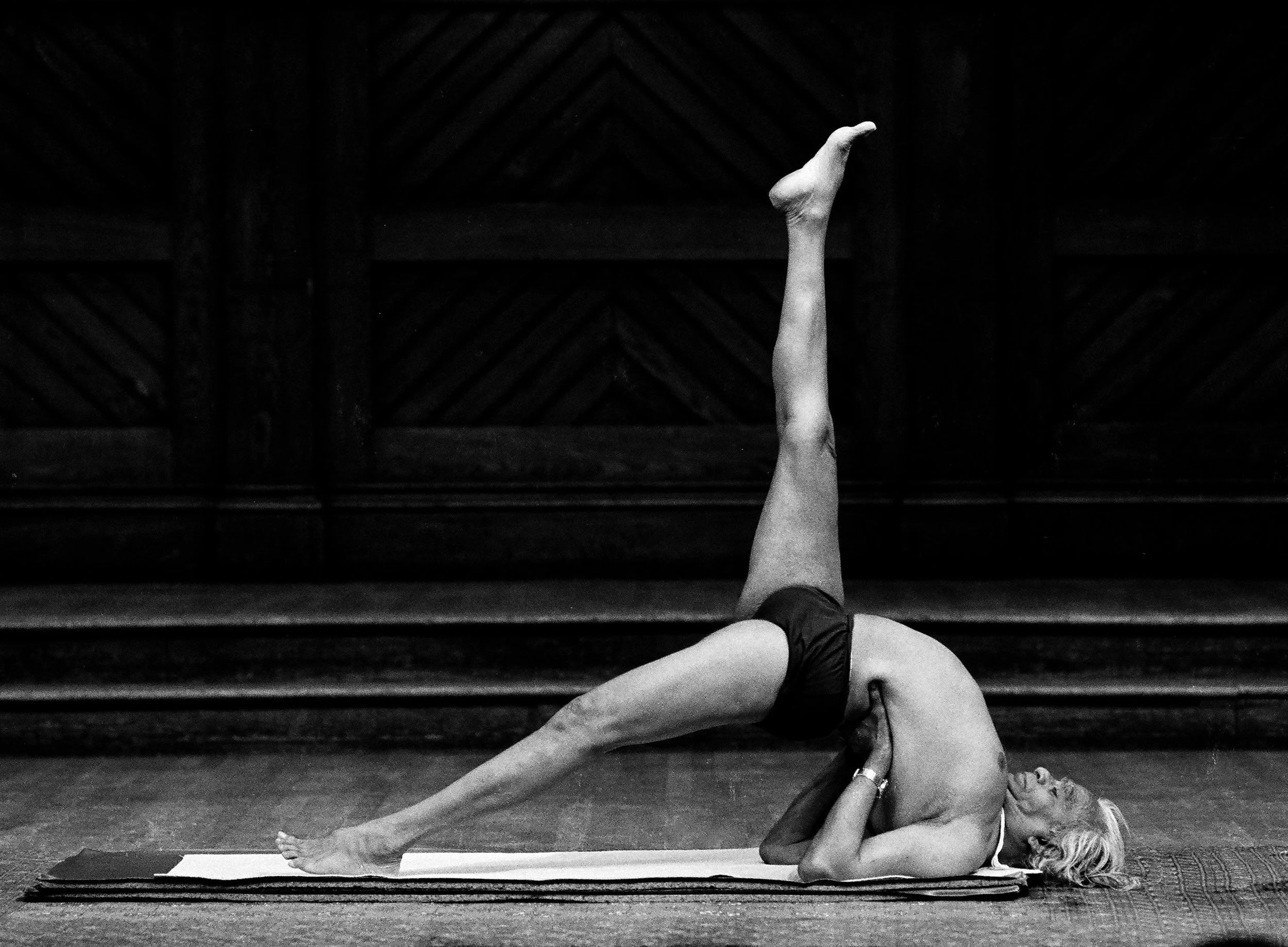 Images: B.K.S. Iyengar at Yoga ‘87, Harvard University, 1987, photos by Peter Schweitzer