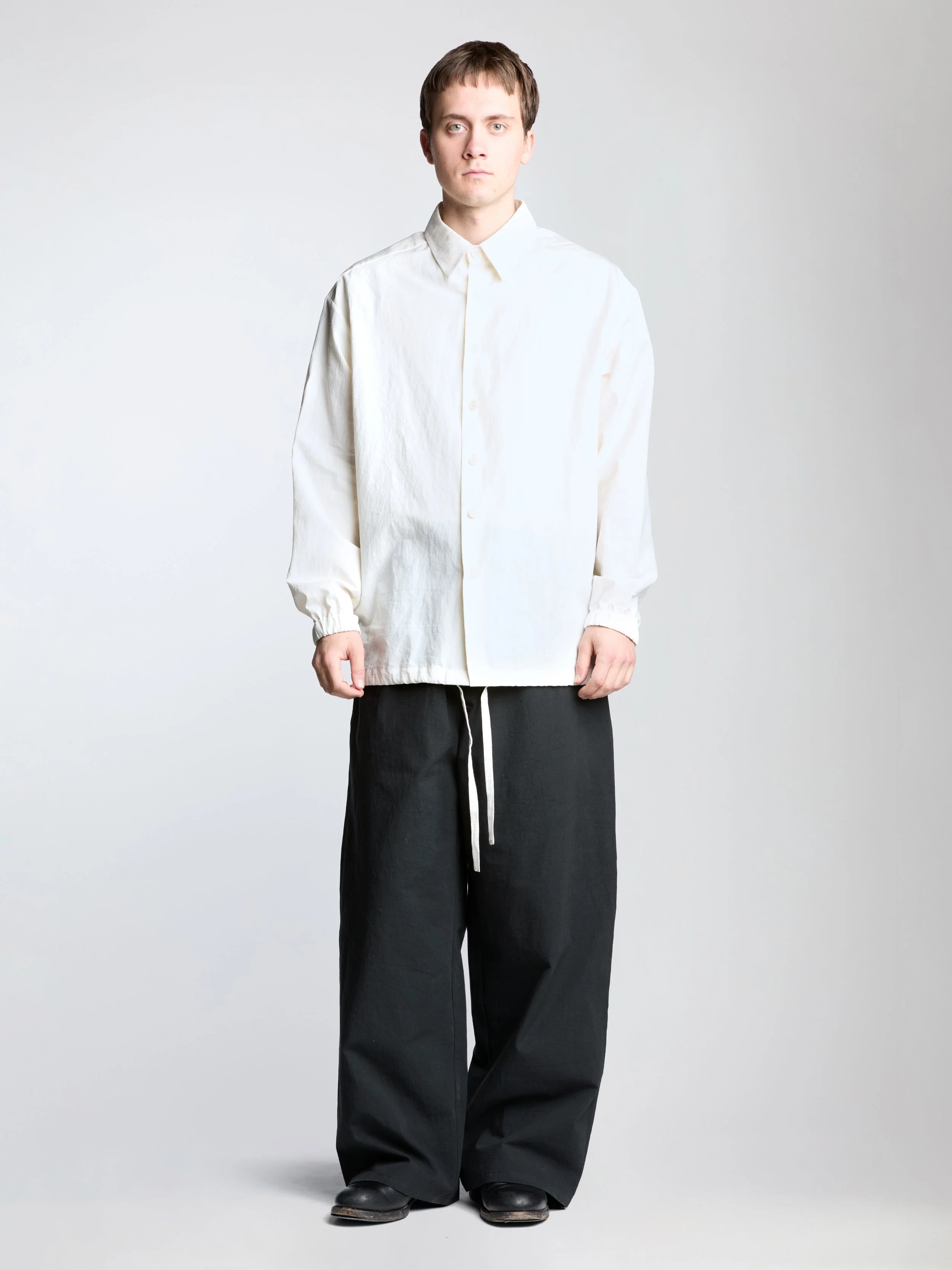 drawcord shirt, white crinkle shirting