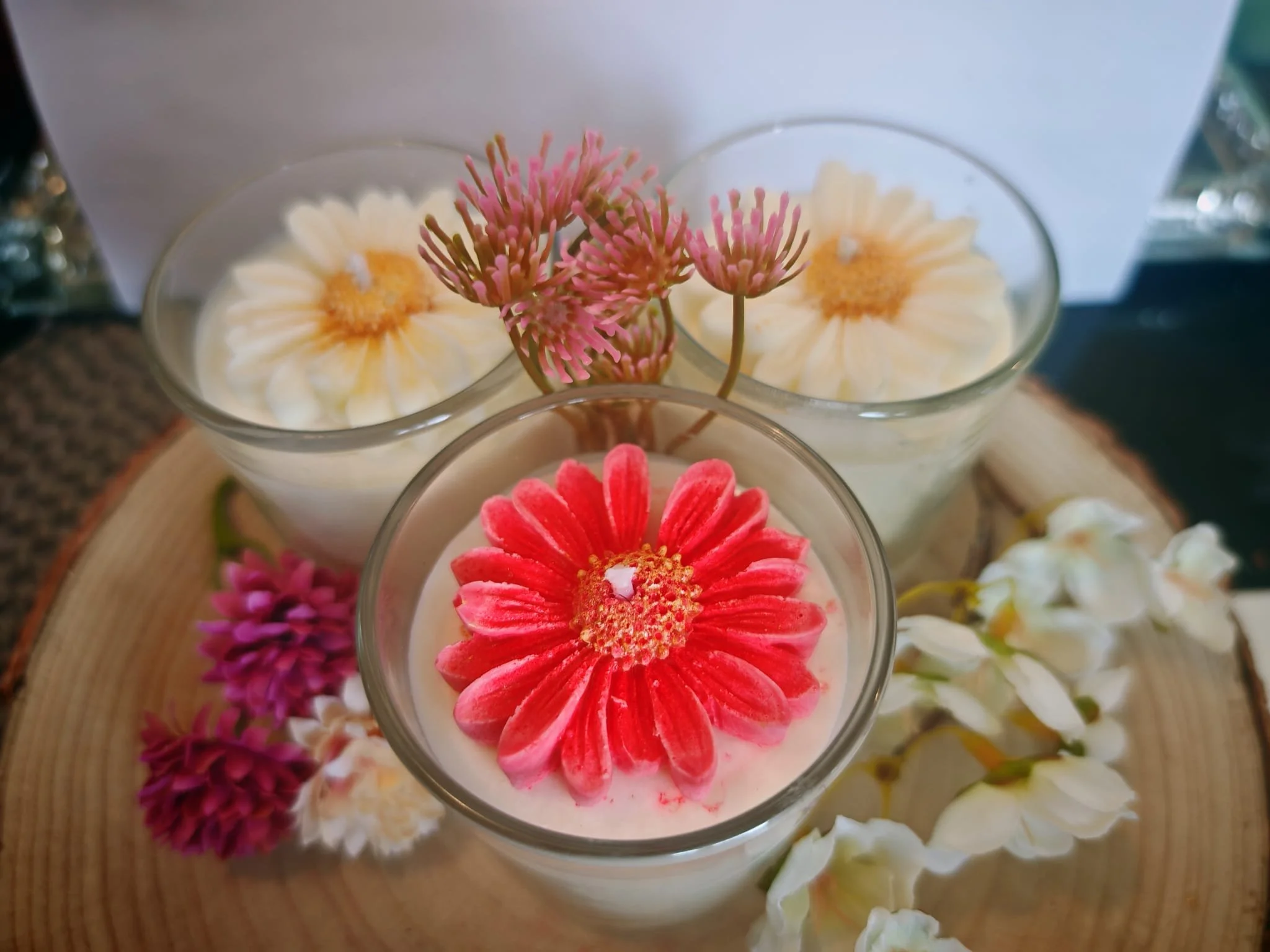 Set of 3 Flower design candle