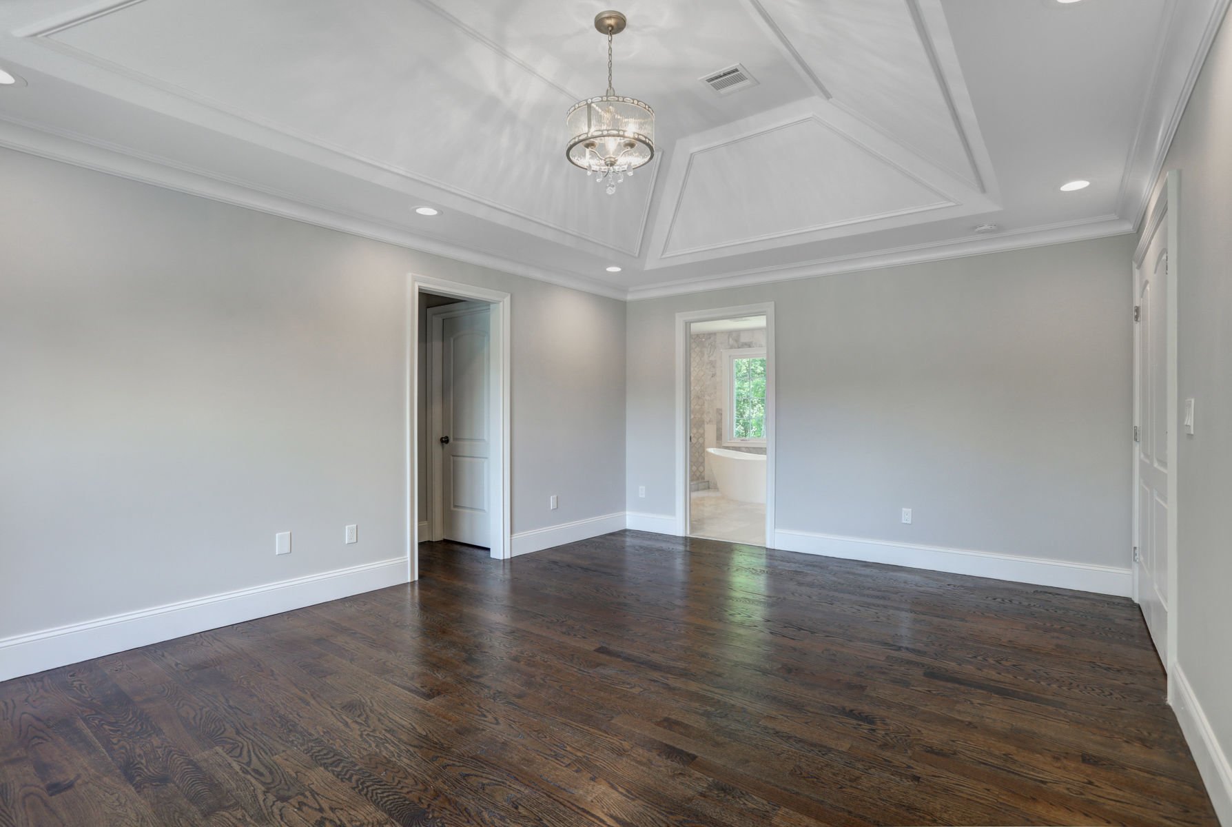 68 martin road, livingston nj