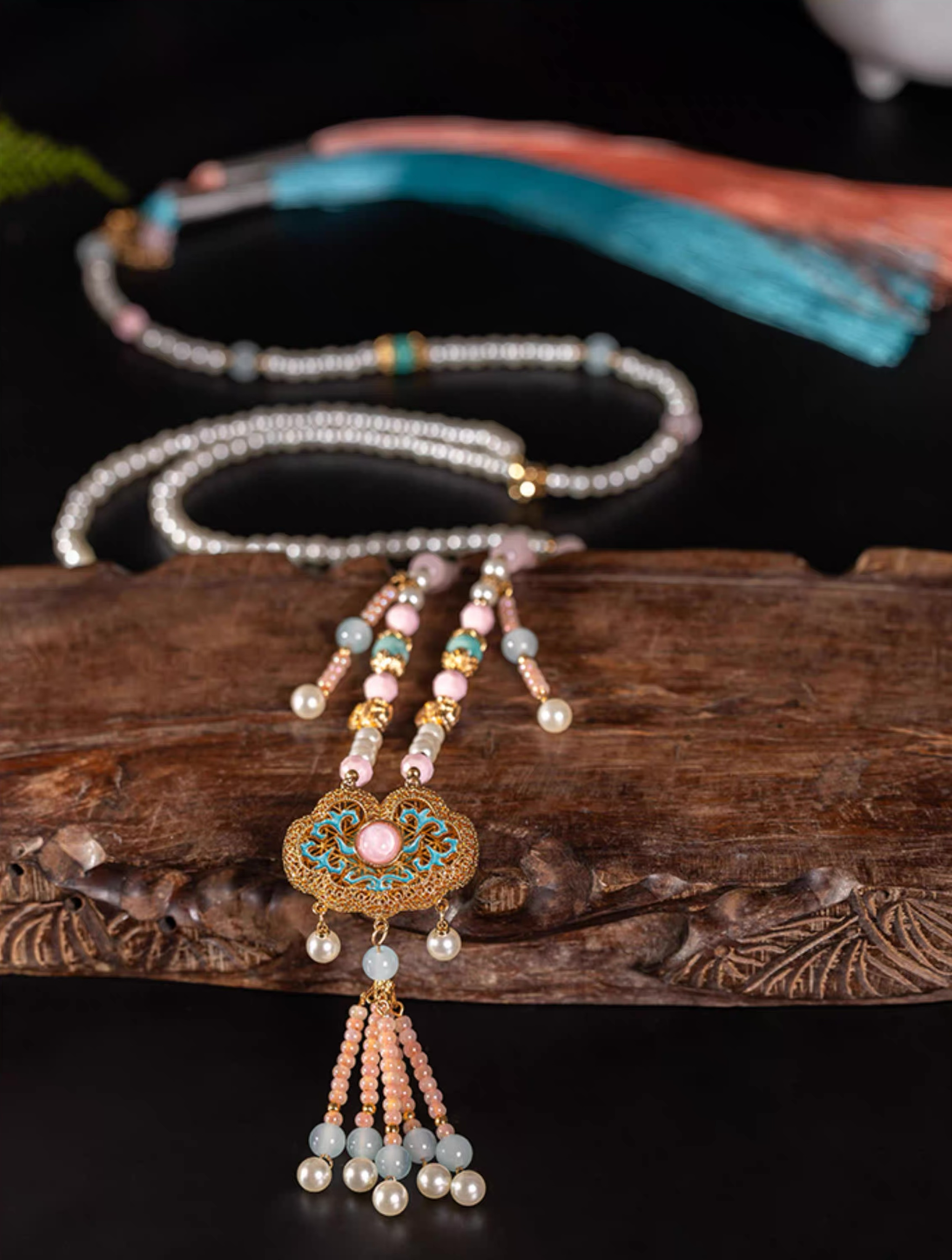 Long Yingluo Pearl Necklace - "Gathering Mists"