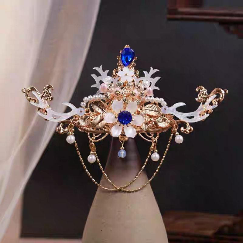 Ancient-style Dragon-horn Crown