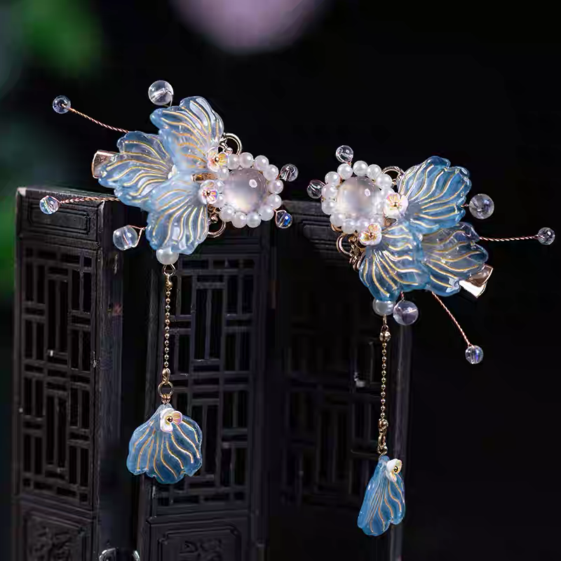 Goldfish-shaped Hair Clip Pair in Ink Orchid