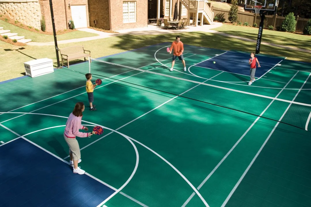The backyard has quietly become one of the busiest &ldquo;rooms&rdquo; in the house. It&rsquo;s no longer just a space for summer lounging, but a place where basketballs echo after dinner, kids turn every surface into an obstacle course and couples r