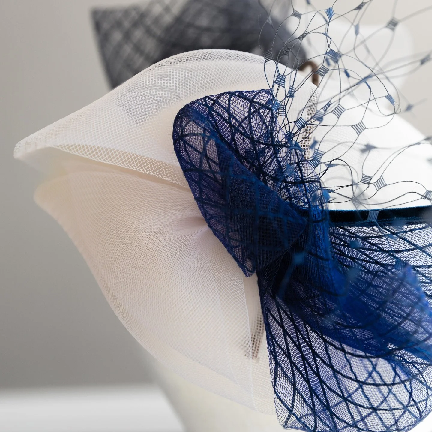 Hide your true self and show them what they want to see...

Photography:@mca.media 

#art #fashion #London #luxuryfashion #millinery  #craft #photography