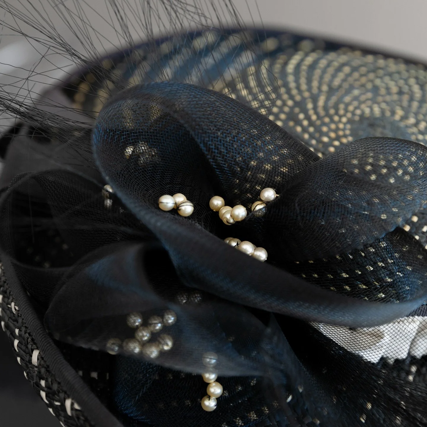 Quiet luxury, unmistakable presence🤫

Photography: @mca.media 

#luxury #luxuryfashion #photoshoot #londonfashion #hat #millinery #ascotraces #springsummer