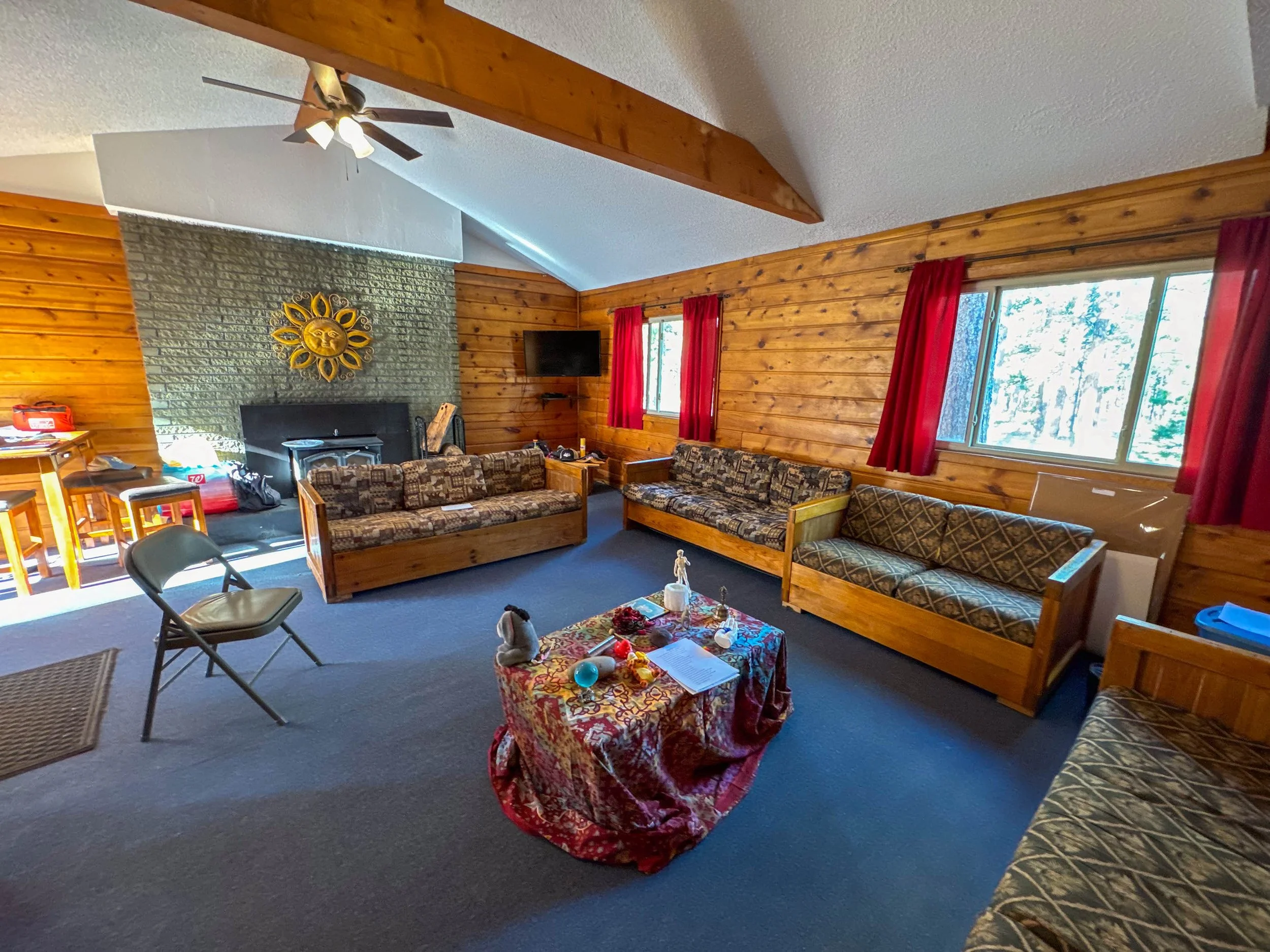 The Paintbrush Cabin at La Foret