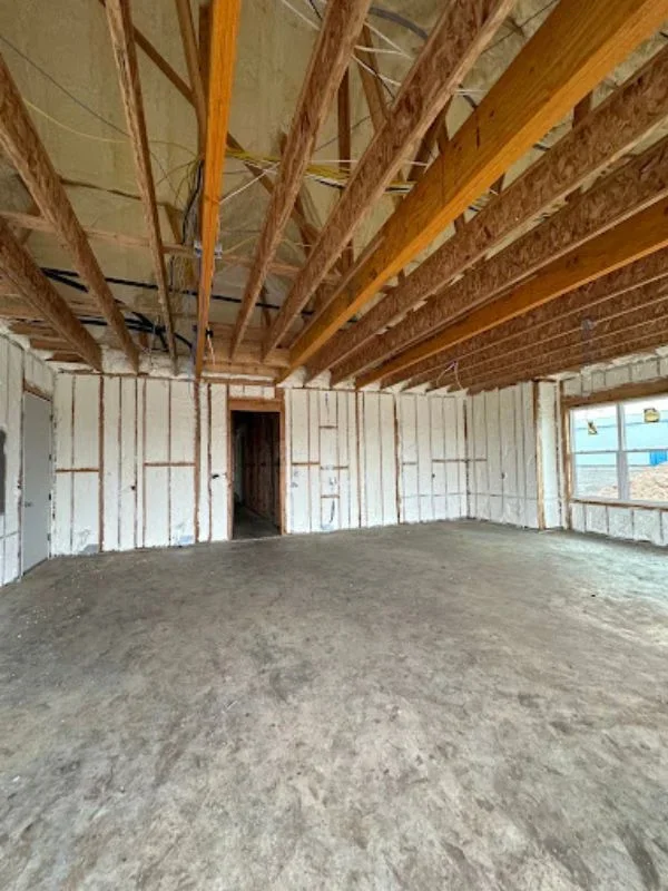 top-gun-attic-pros-insulation-gallery-18-38df94d3.webp
