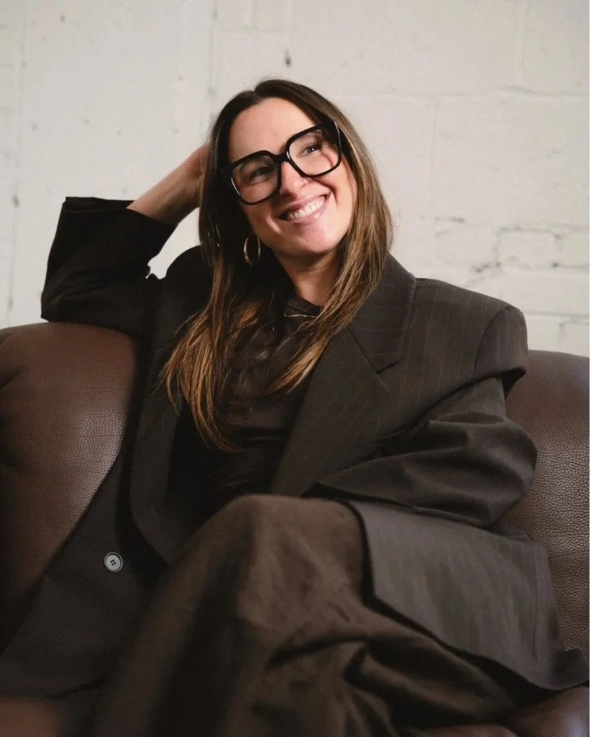 Portrait of Virginie Dumoulin, the colourist behind Silk & Strands in Montréal