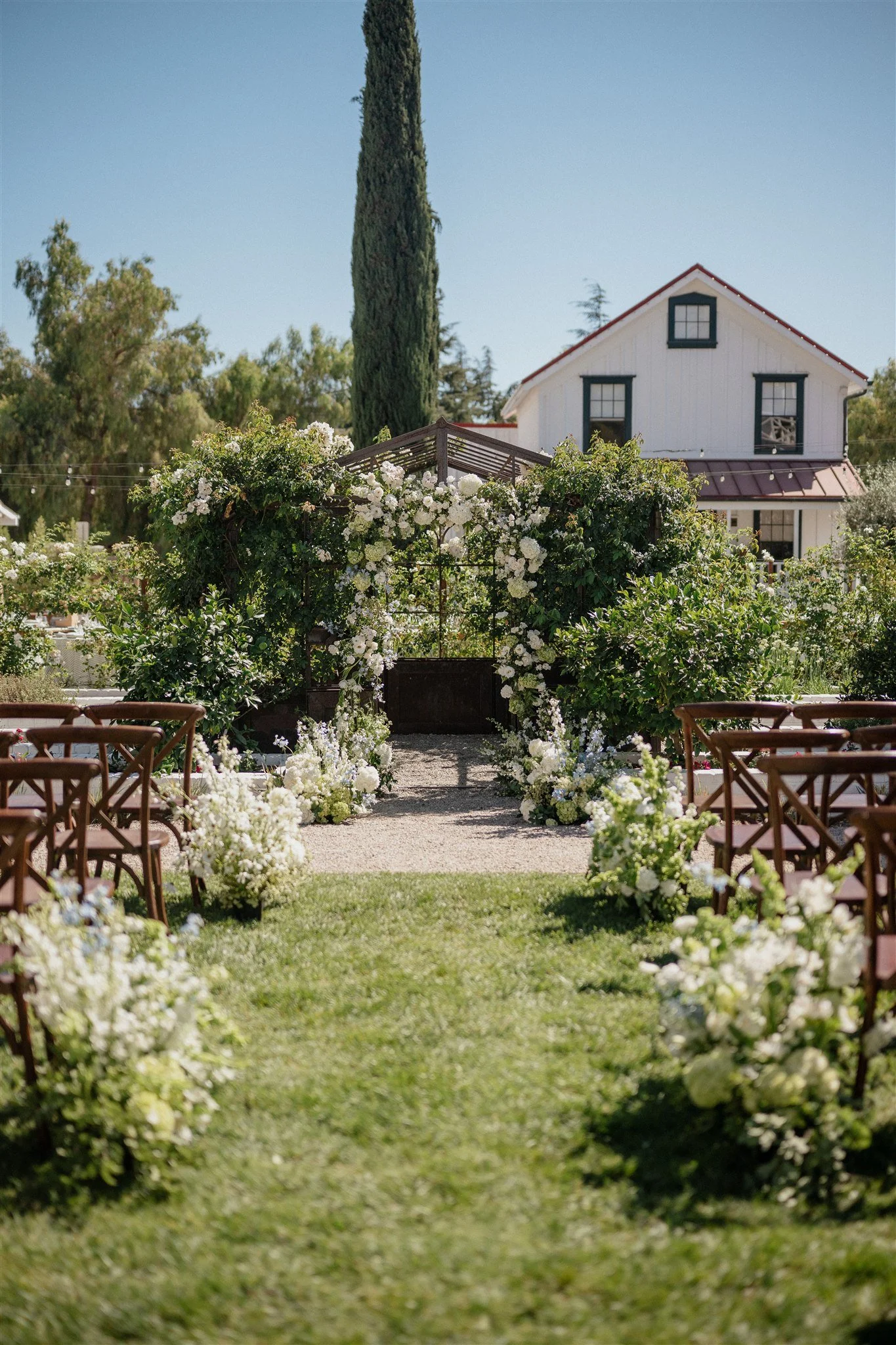The Inn at Mattei's Tavern wedding by Jane Alexandra Events